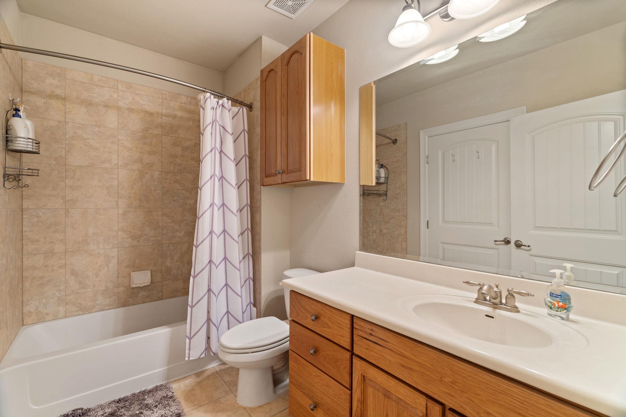 1001 The Cape # 44, Horseshoe Bay, TX 78657