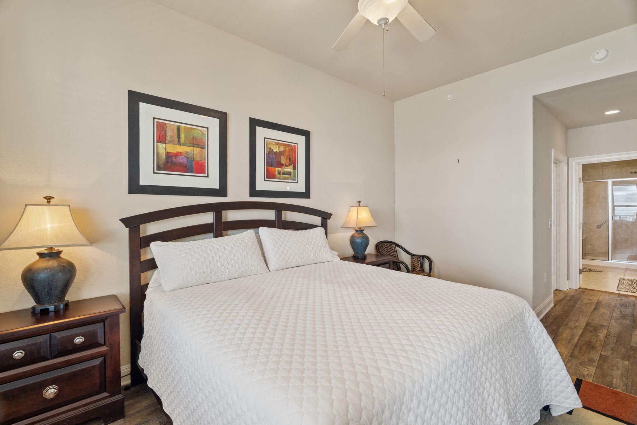 1001 The Cape # 44, Horseshoe Bay, TX 78657