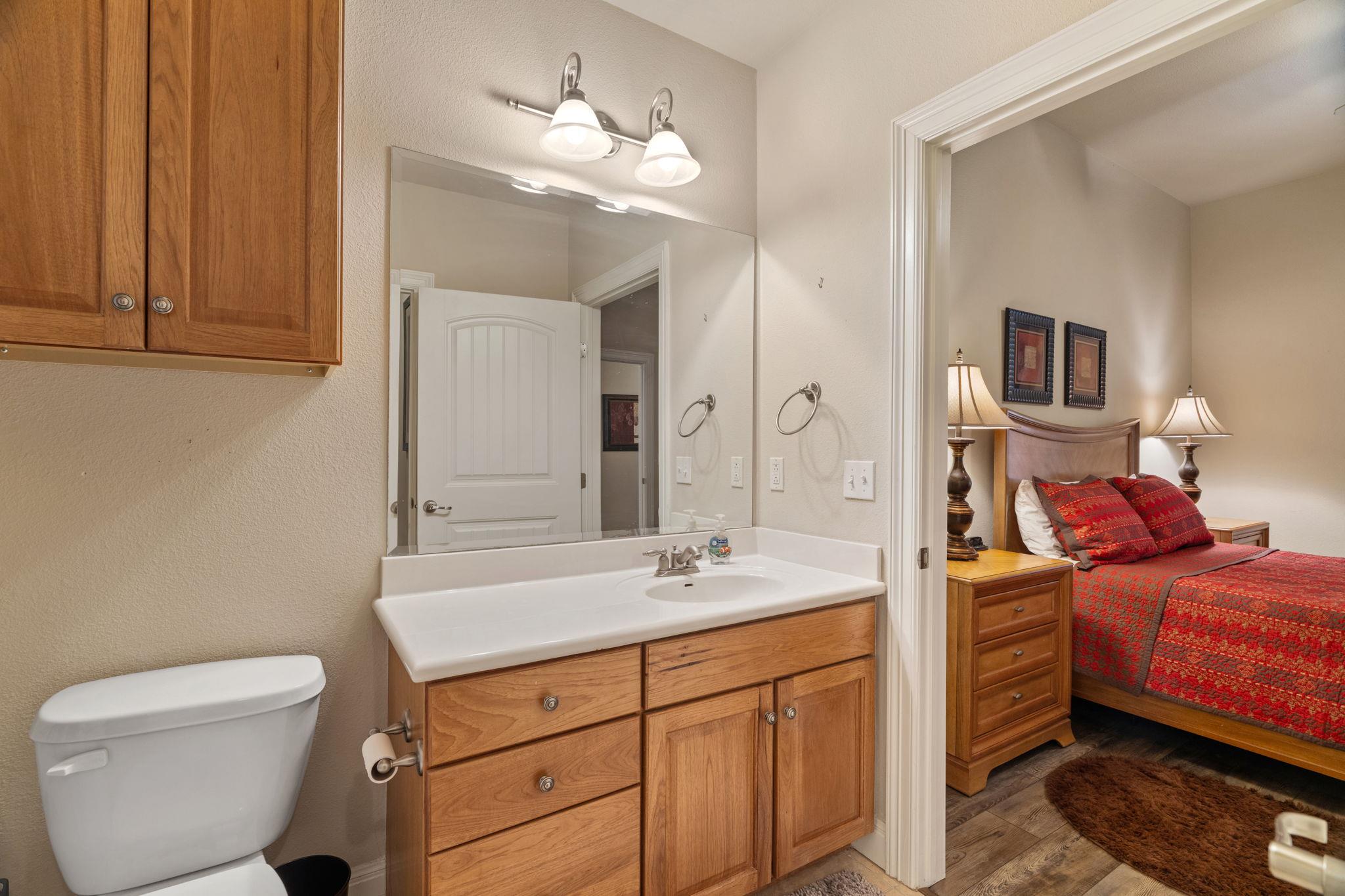 1001 The Cape # 44, Horseshoe Bay, TX 78657