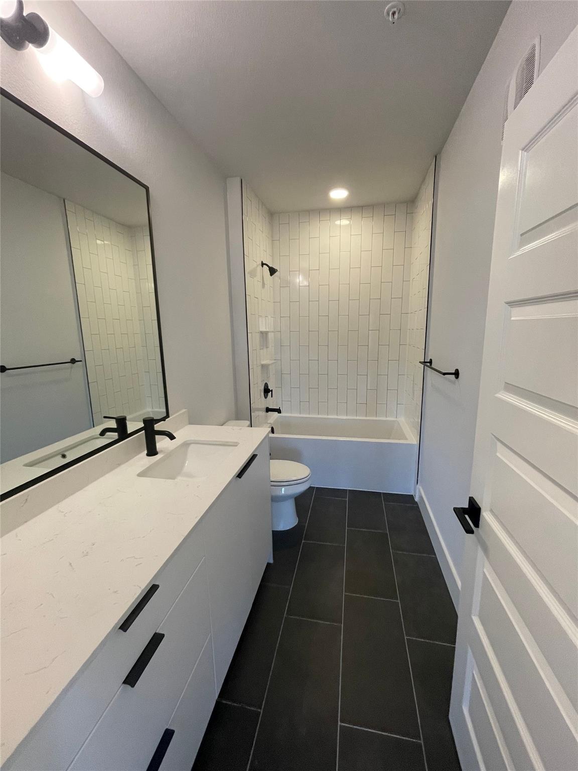 2500 W Longview St # 400, Austin, TX 78705