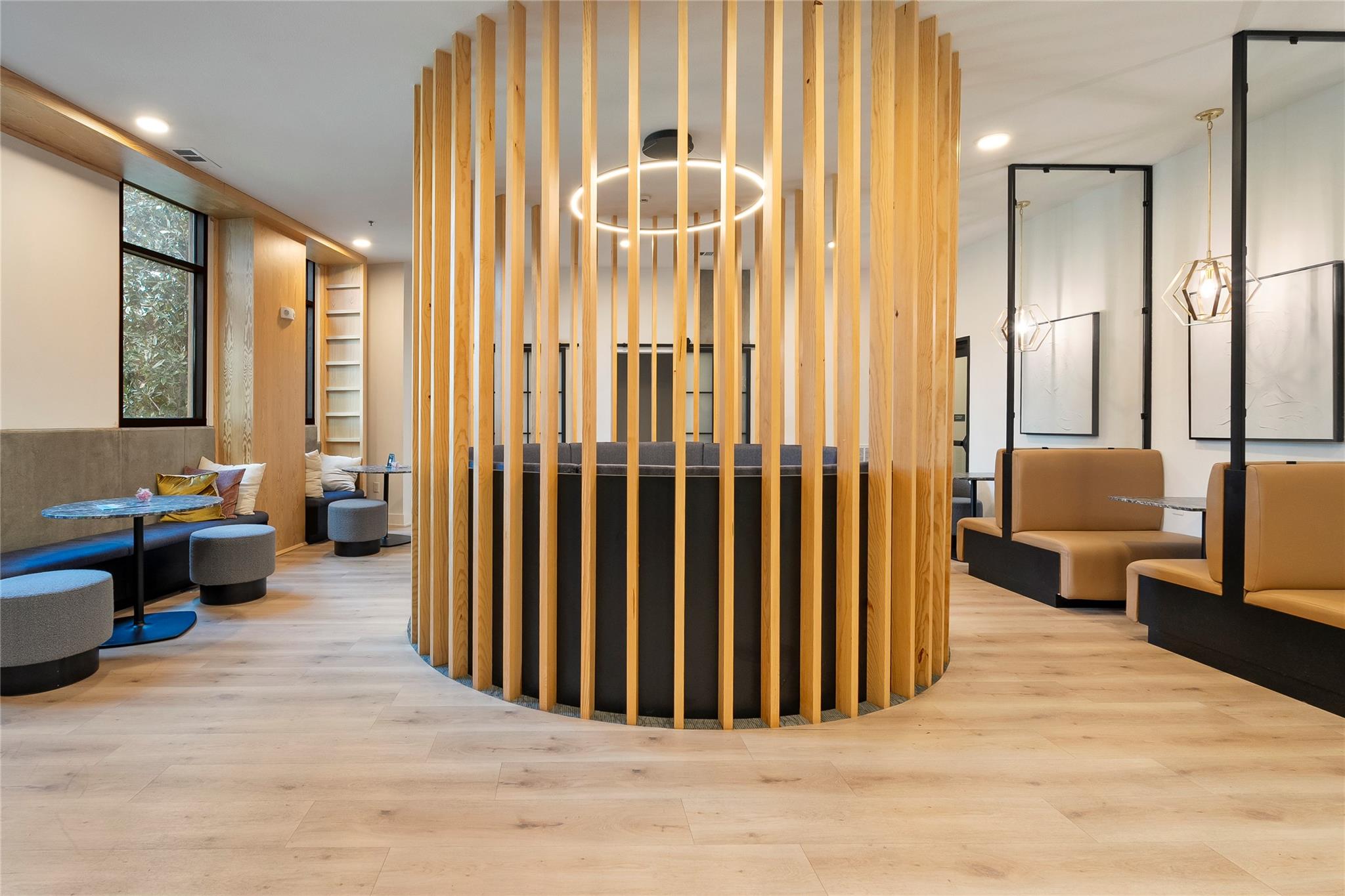 2500 W Longview St # 400, Austin, TX 78705