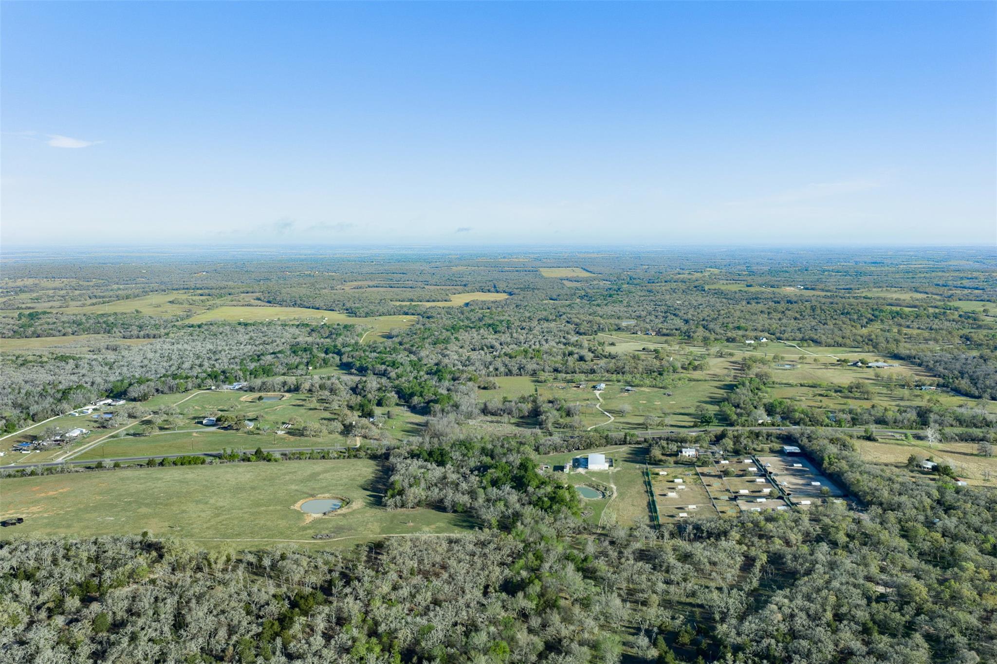2313 E Us Highway 79, Rockdale, TX 76567