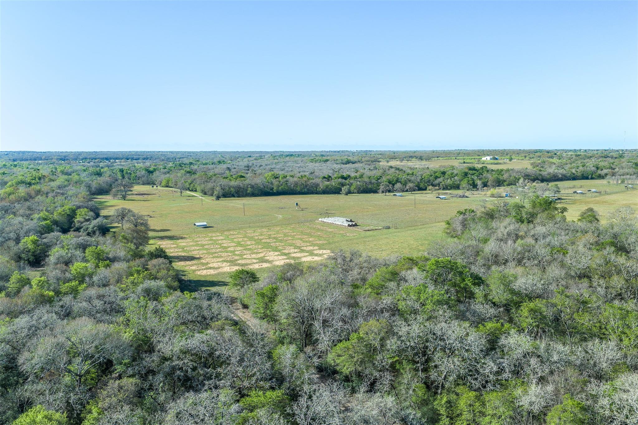 2313 E Us Highway 79, Rockdale, TX 76567