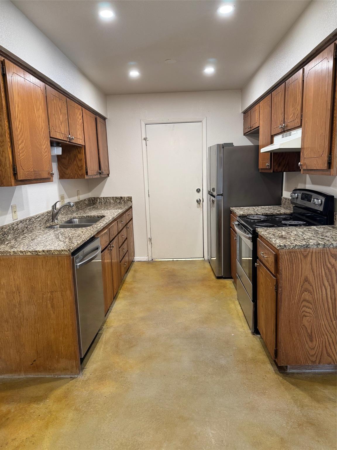 1311 Barbara Dr, San Marcos, TX 78666