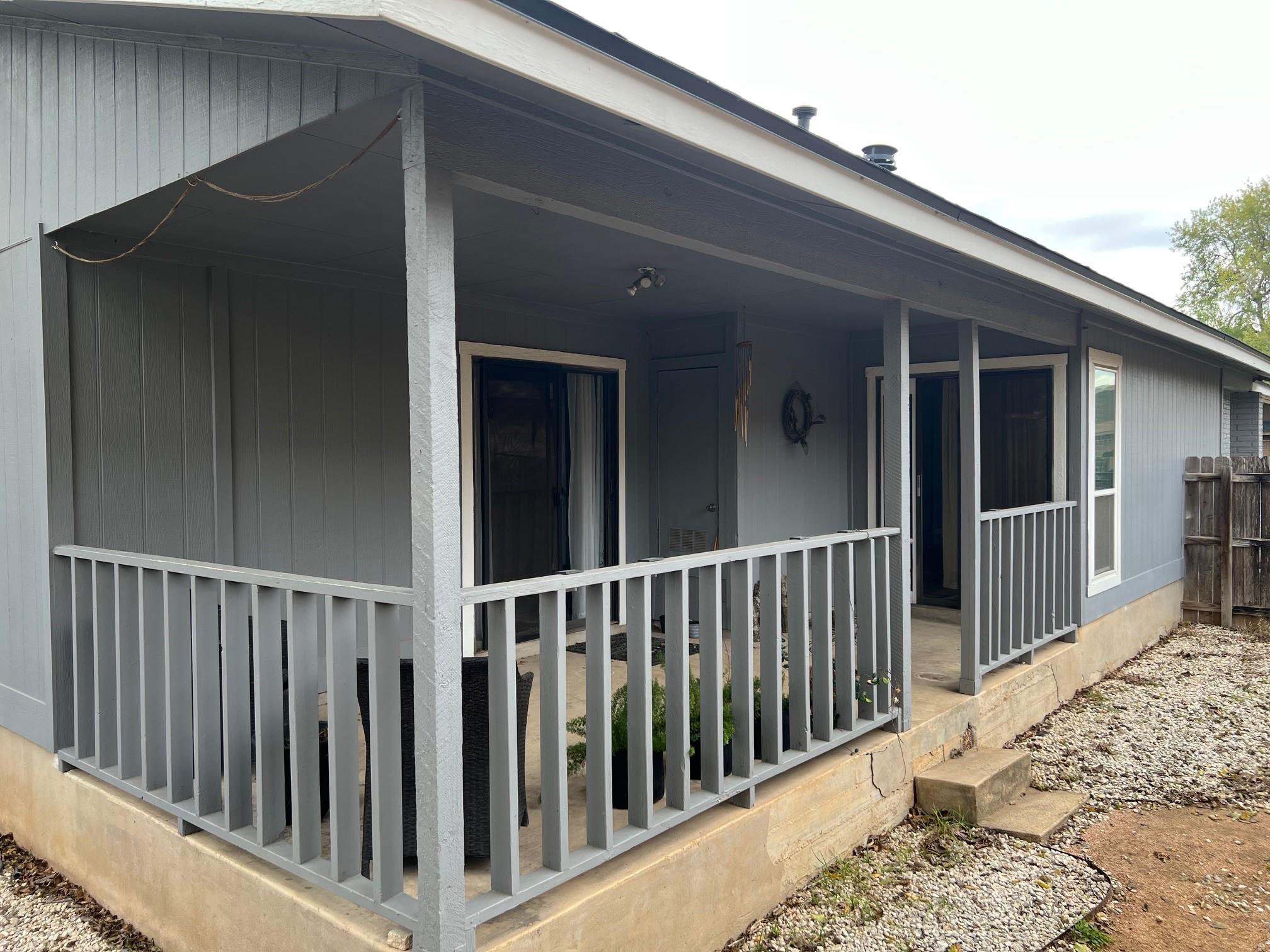 1311 Barbara Dr, San Marcos, TX 78666