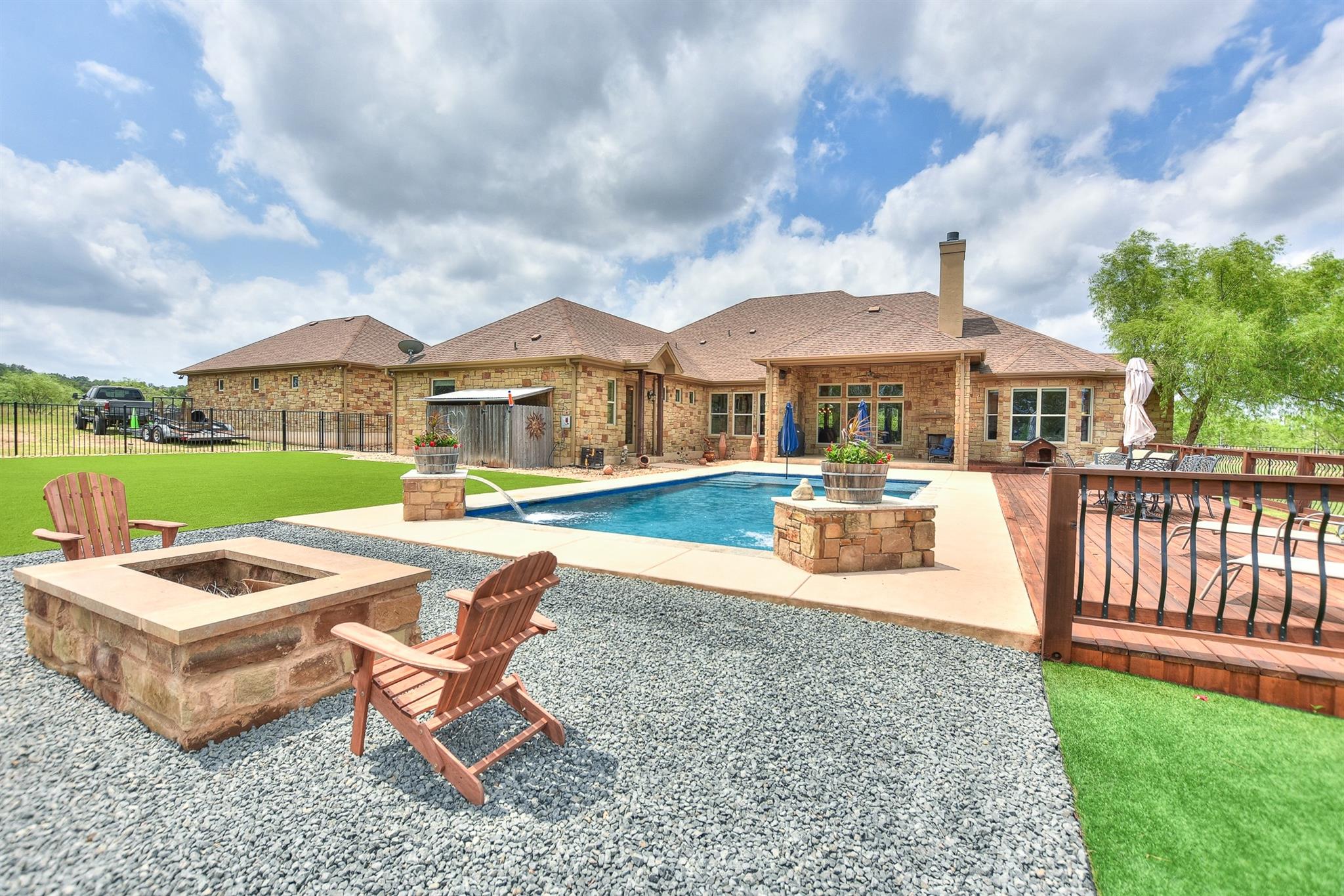 3738 County Road 258, Liberty Hill, TX 78642