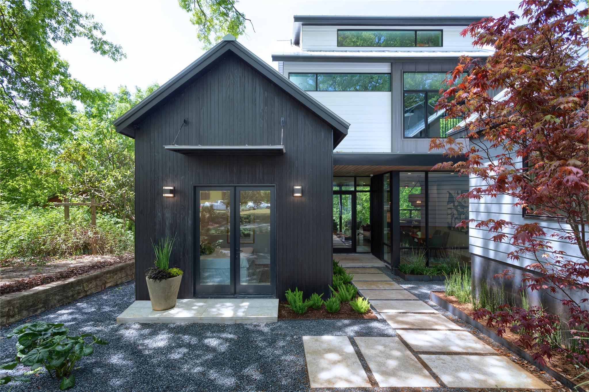 700 Jessie St, Austin, TX 78704