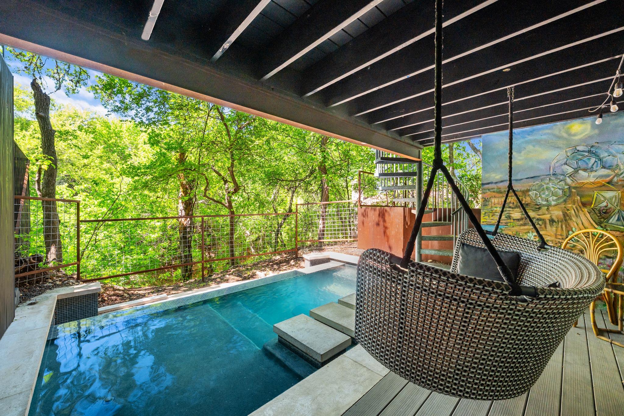 700 Jessie St, Austin, TX 78704