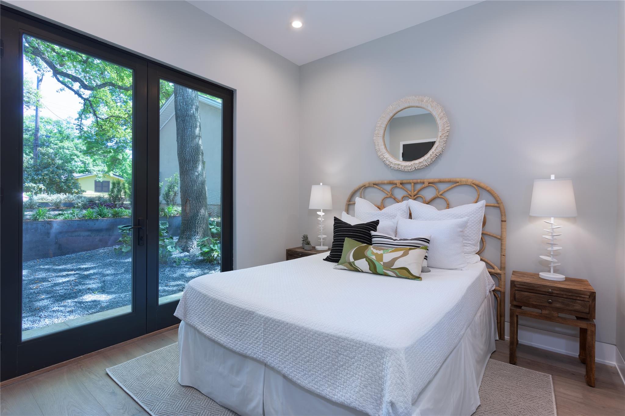 700 Jessie St, Austin, TX 78704