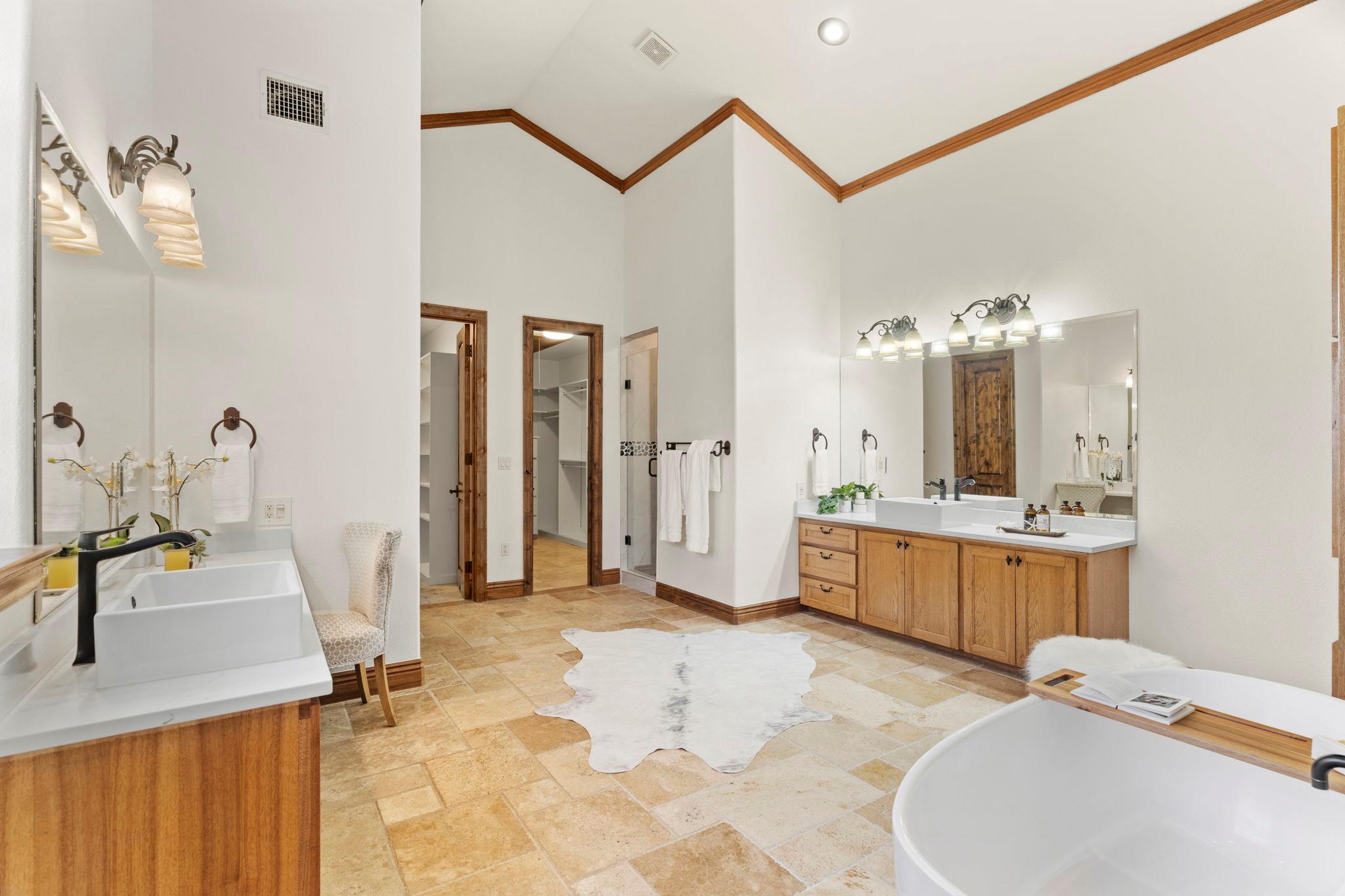 2180 La Ventana Pkwy, Driftwood, TX 78619