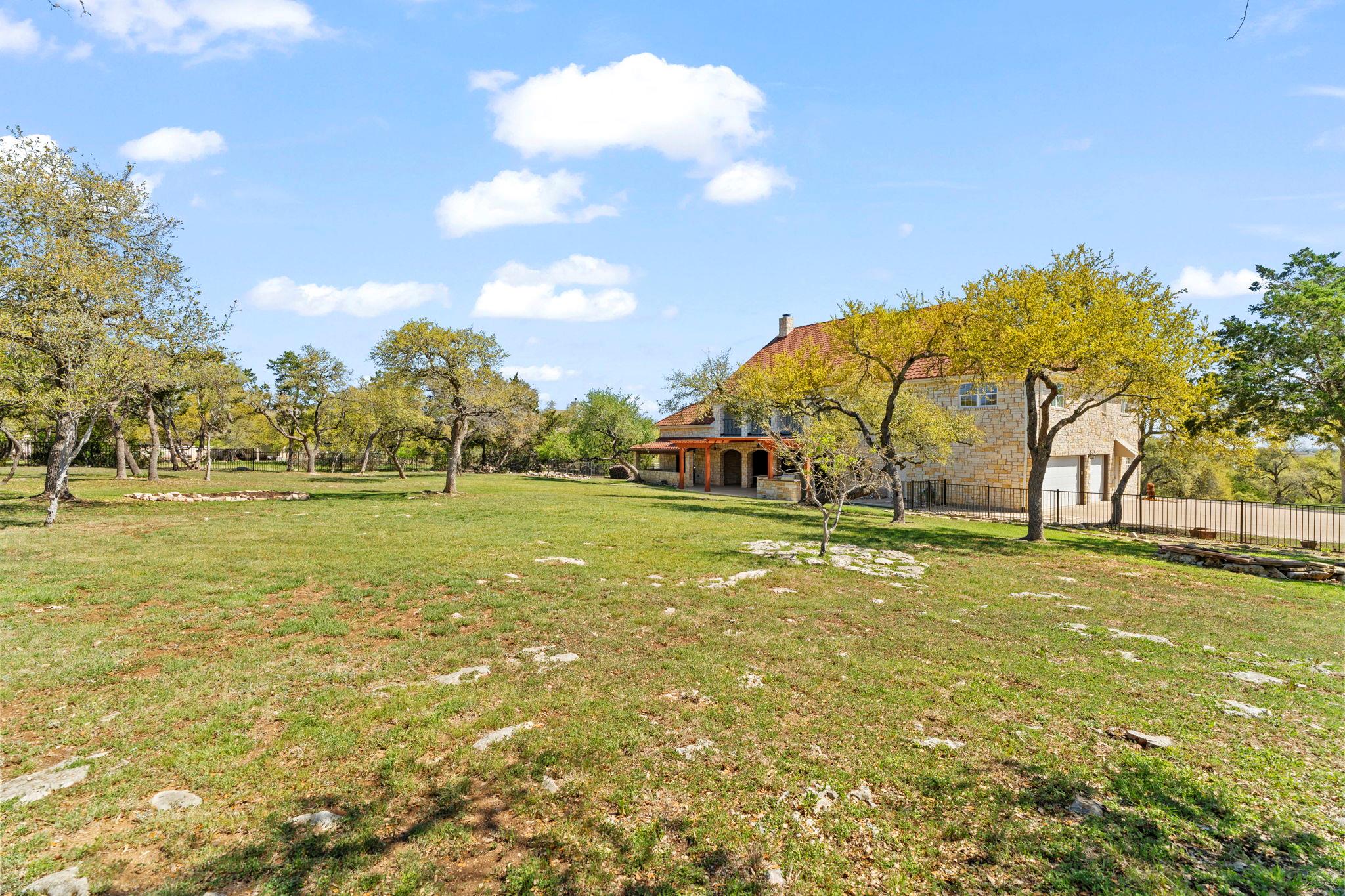 2180 La Ventana Pkwy, Driftwood, TX 78619