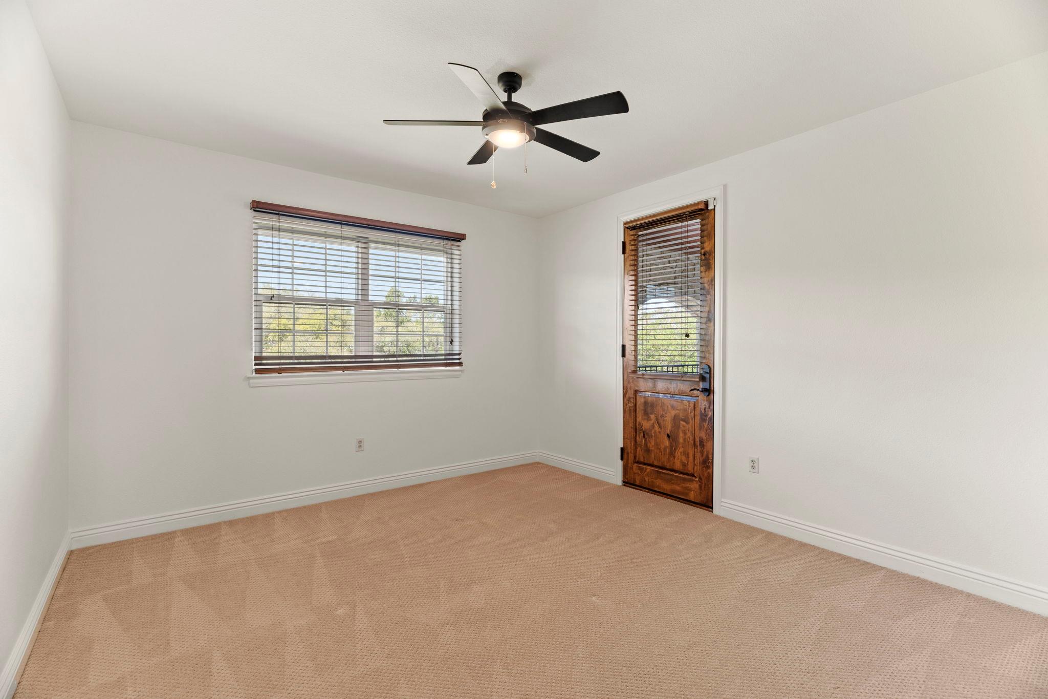 2180 La Ventana Pkwy, Driftwood, TX 78619