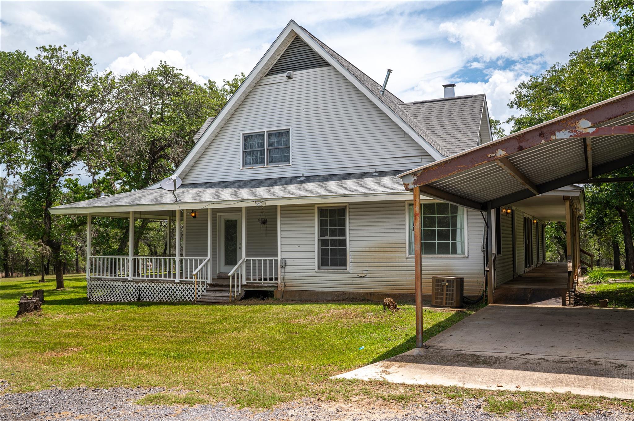 2981 Vivroux Ranch Rd, Seguin, TX 78155