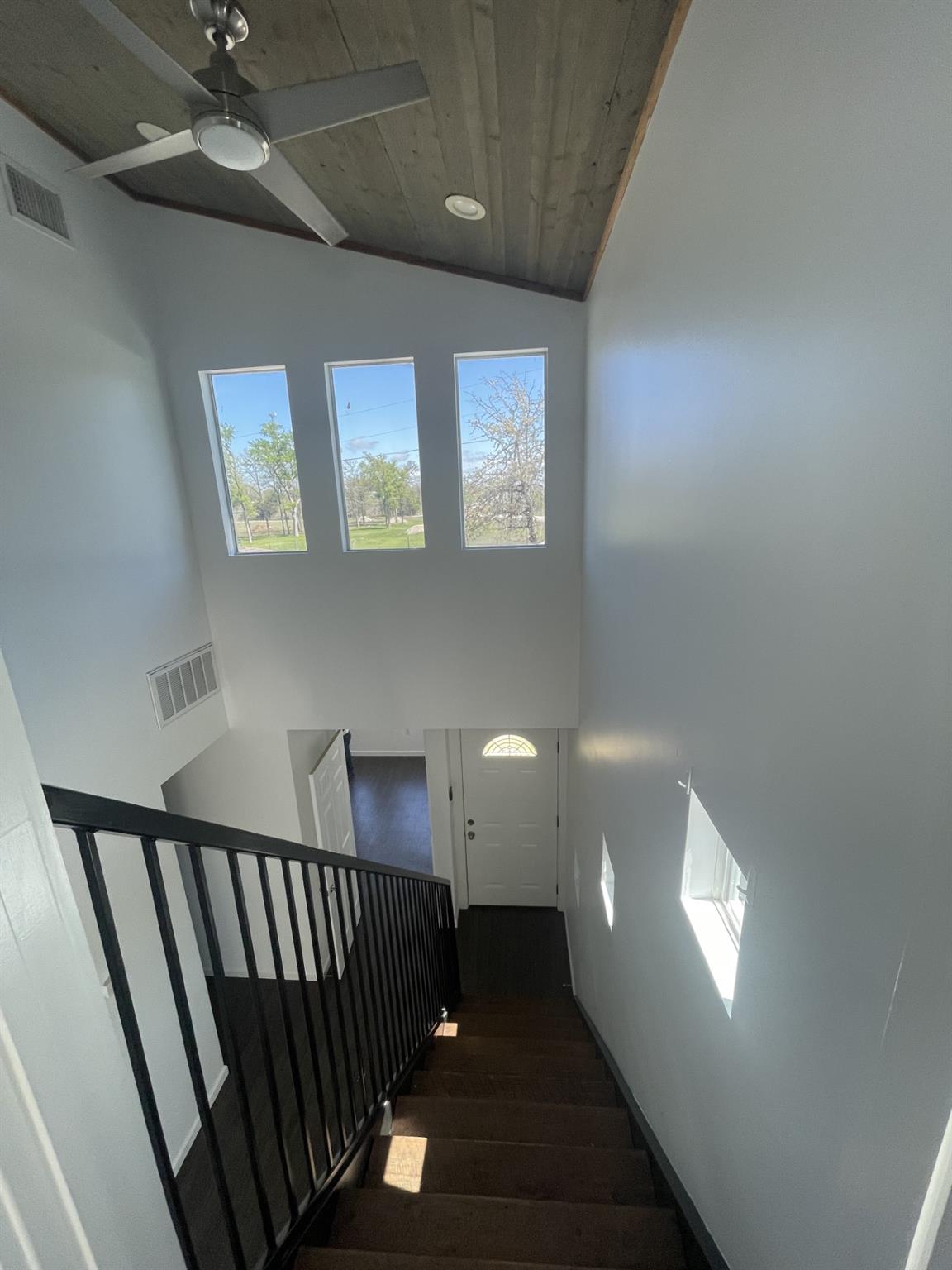 160 Pope Bnd S # D, Cedar Creek, TX 78612