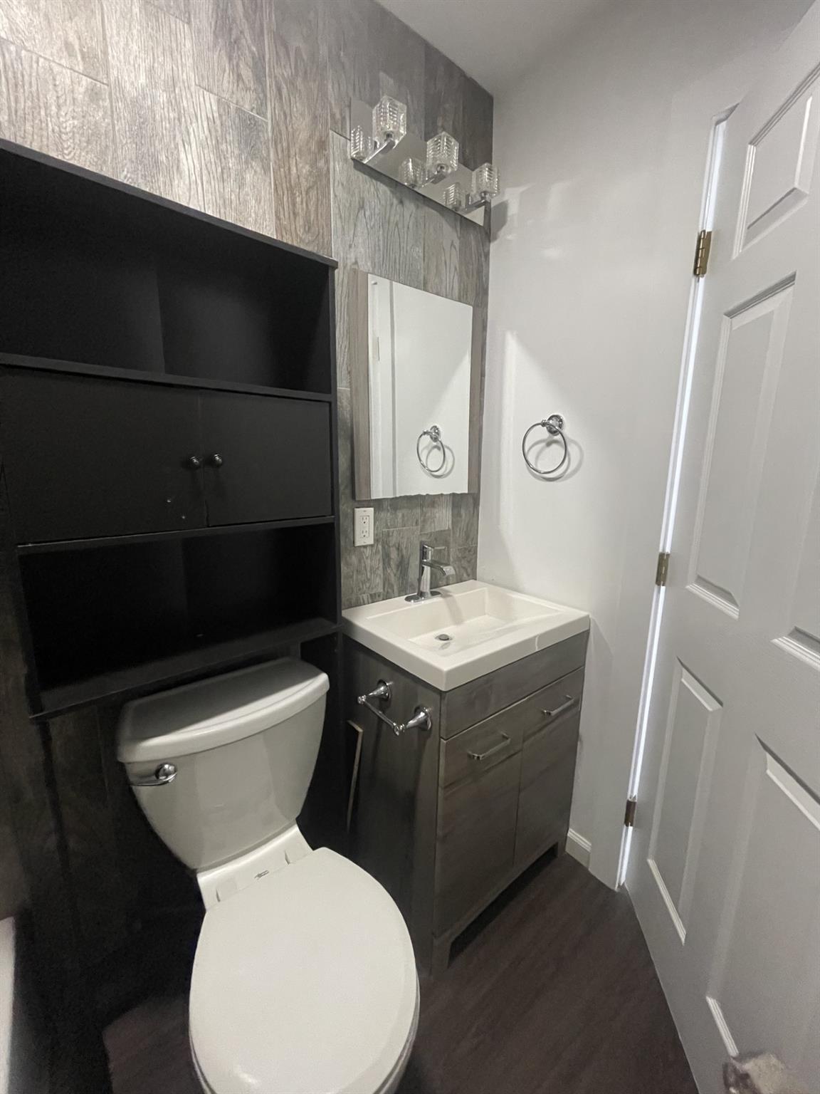 160 Pope Bnd S # D, Cedar Creek, TX 78612