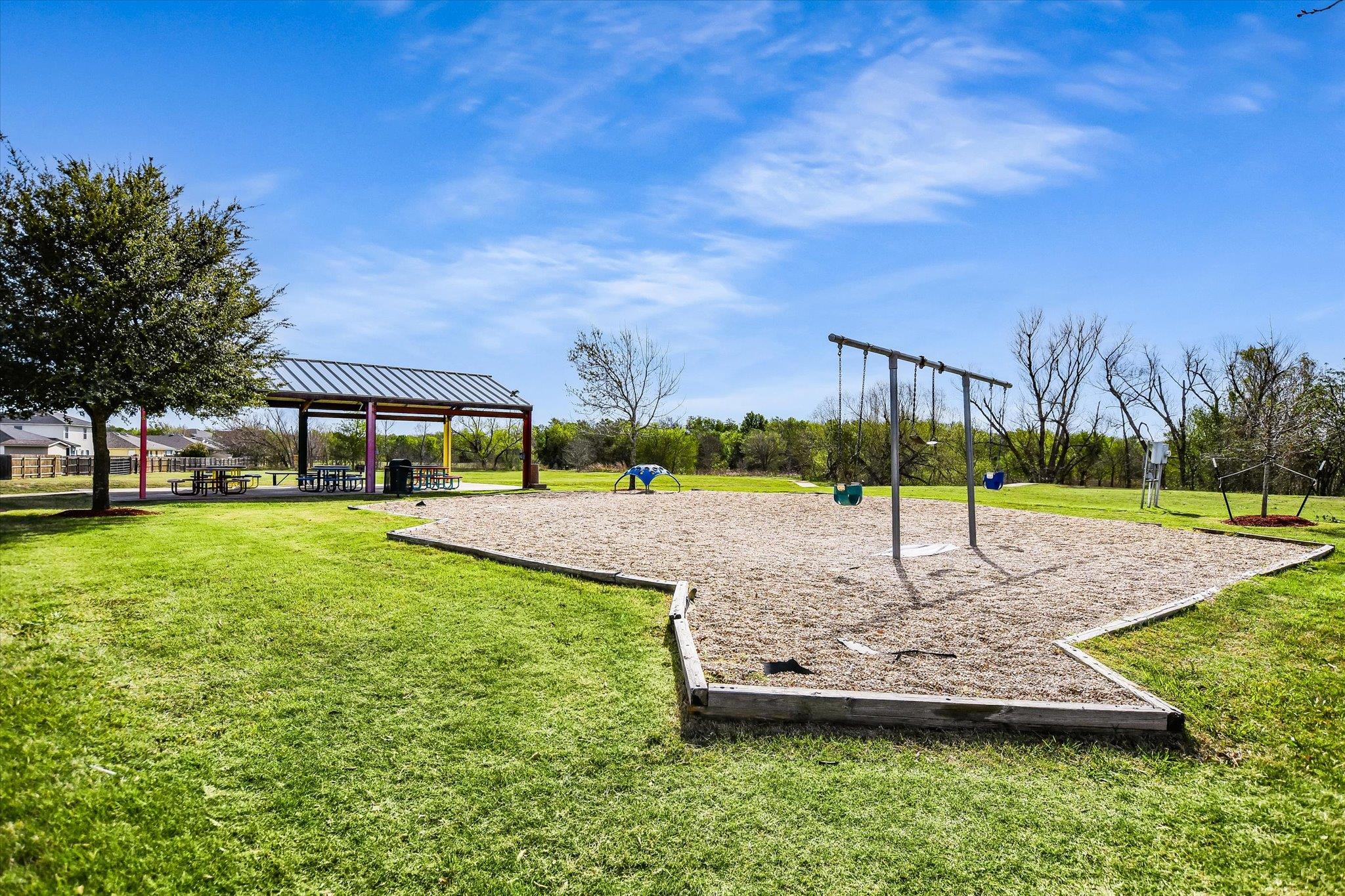 102 Blanco Woods Blvd, Elgin, TX 78621