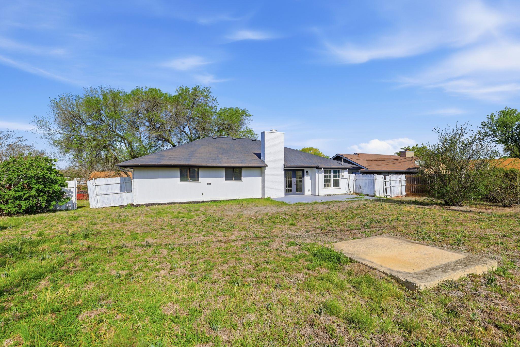 1509 Parkview Ln, San Marcos, TX 78666