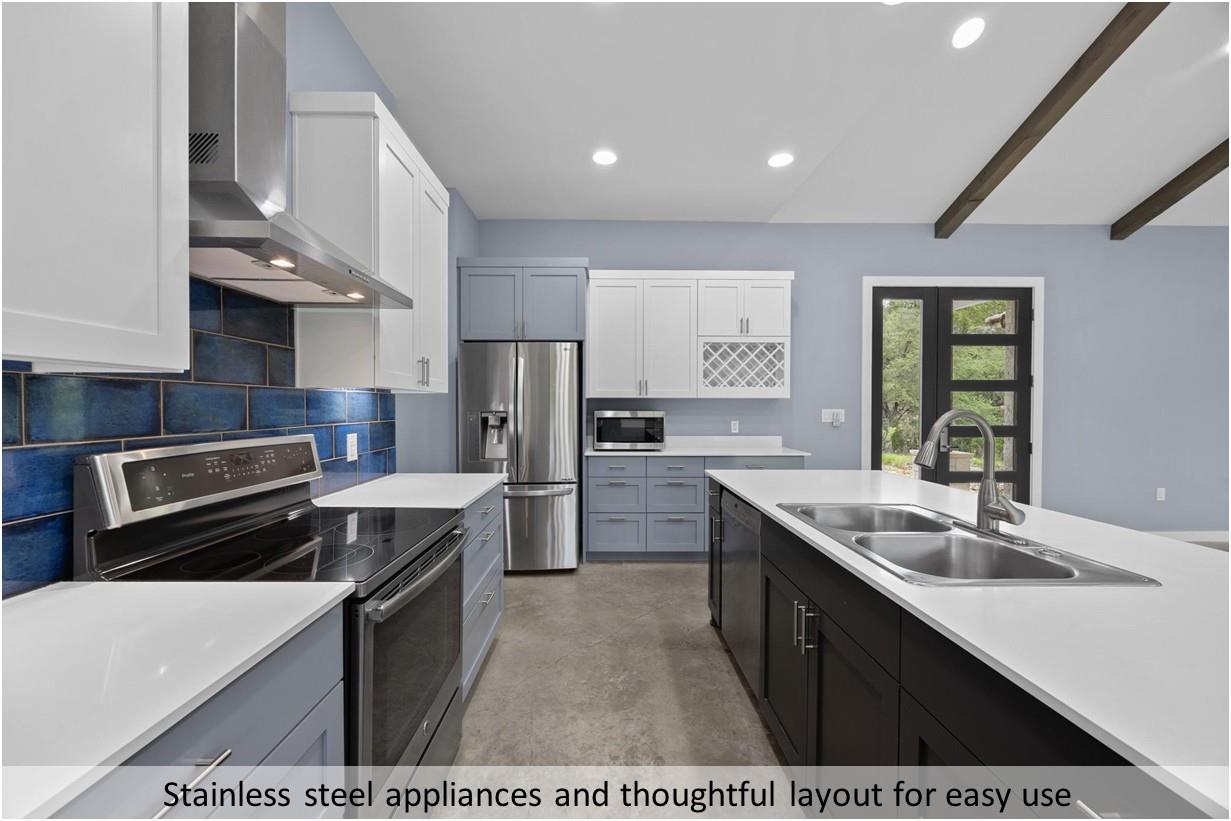 408 Stonegate Ln, Dripping Springs, TX 78620