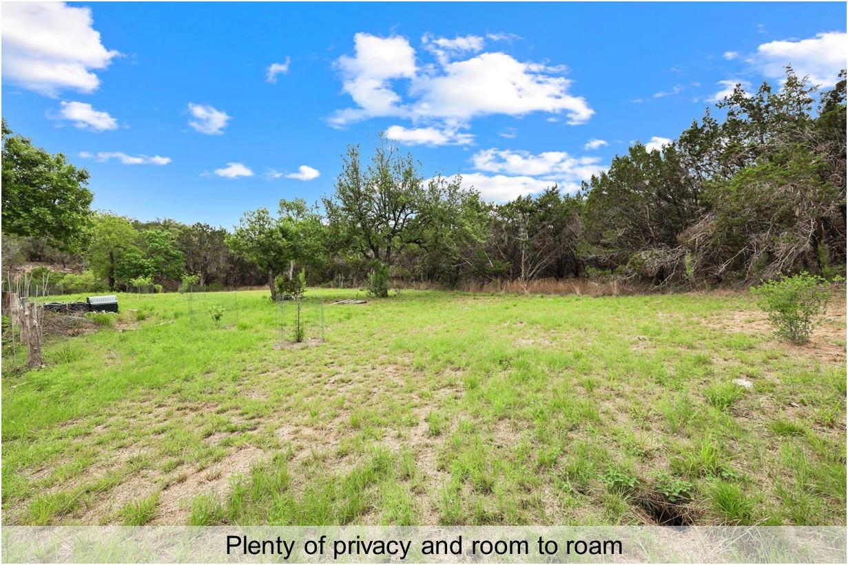 408 Stonegate Ln, Dripping Springs, TX 78620