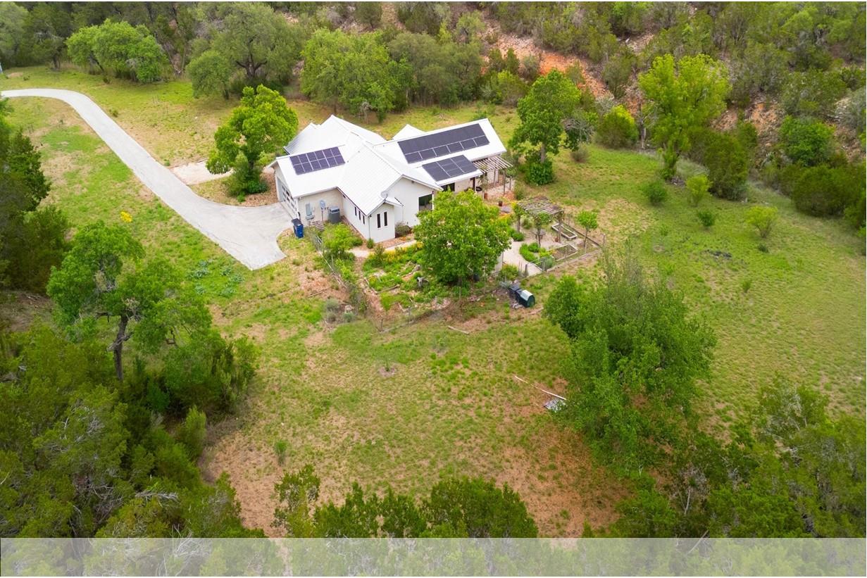 408 Stonegate Ln, Dripping Springs, TX 78620