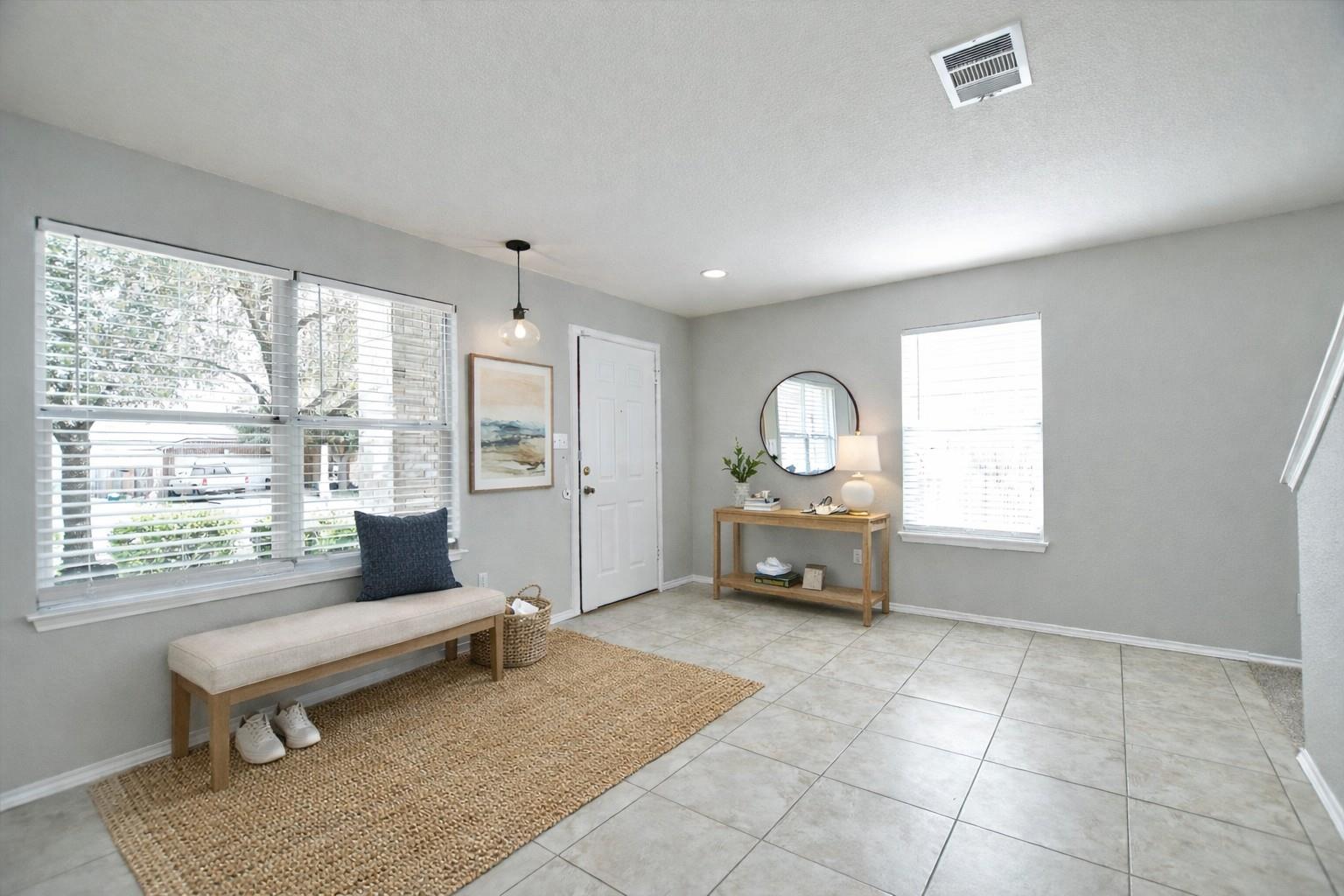 102 Blanco Woods Blvd, Elgin, TX 78621