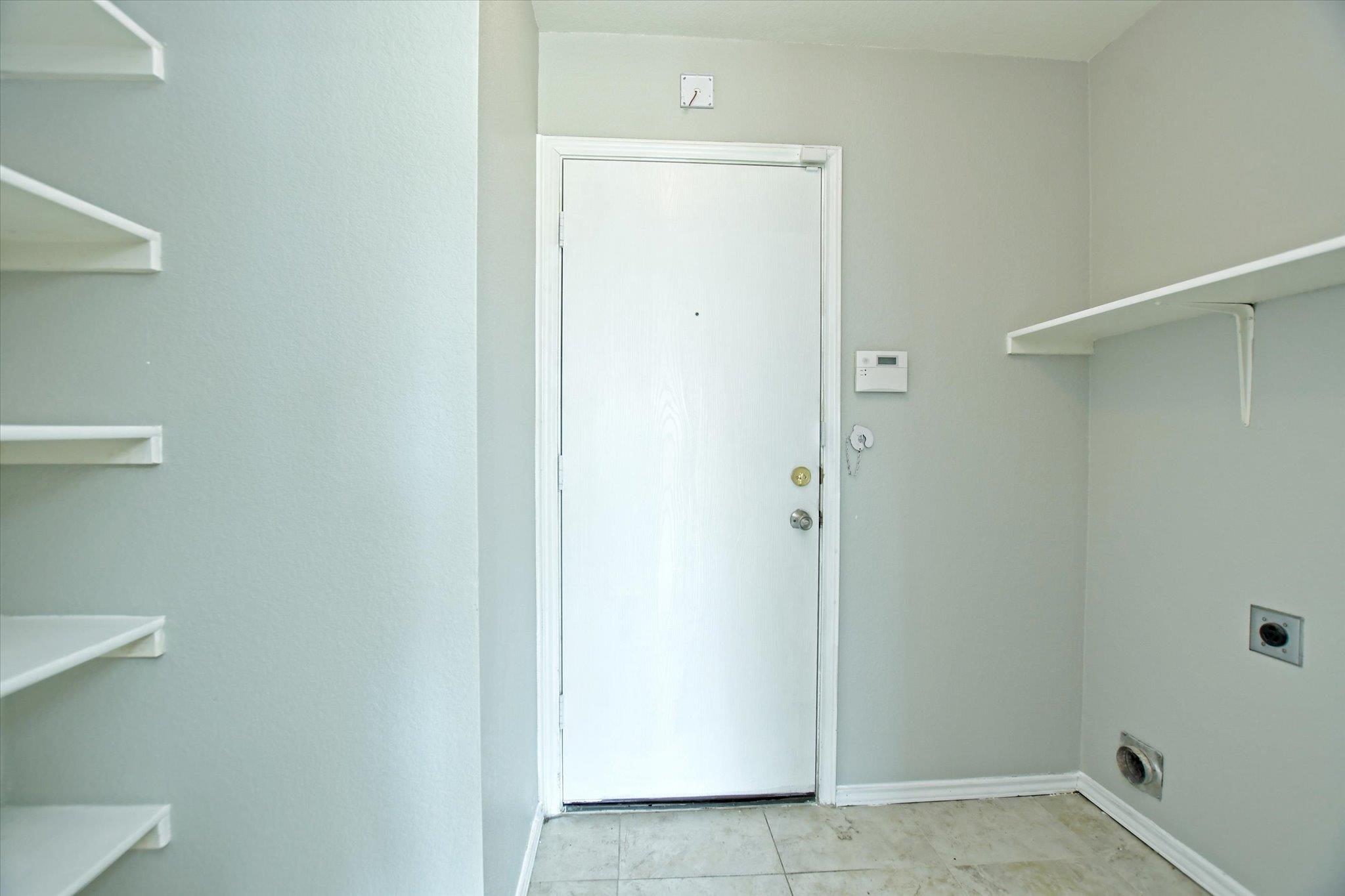 102 Blanco Woods Blvd, Elgin, TX 78621