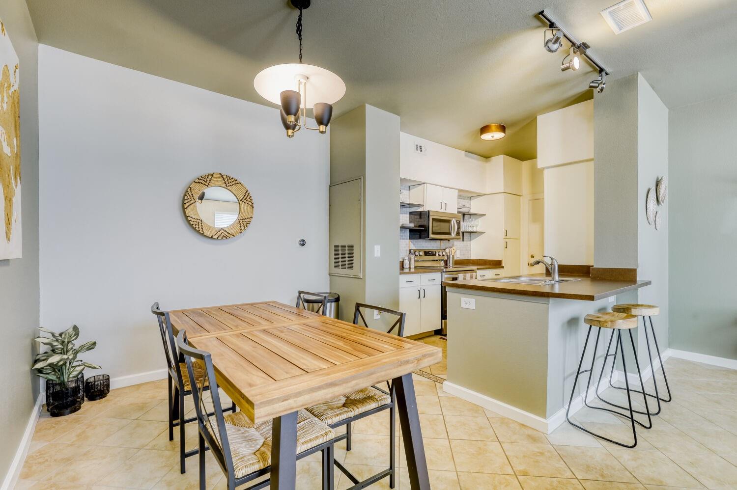 1201 Grove Blvd # 502, Austin, TX 78741