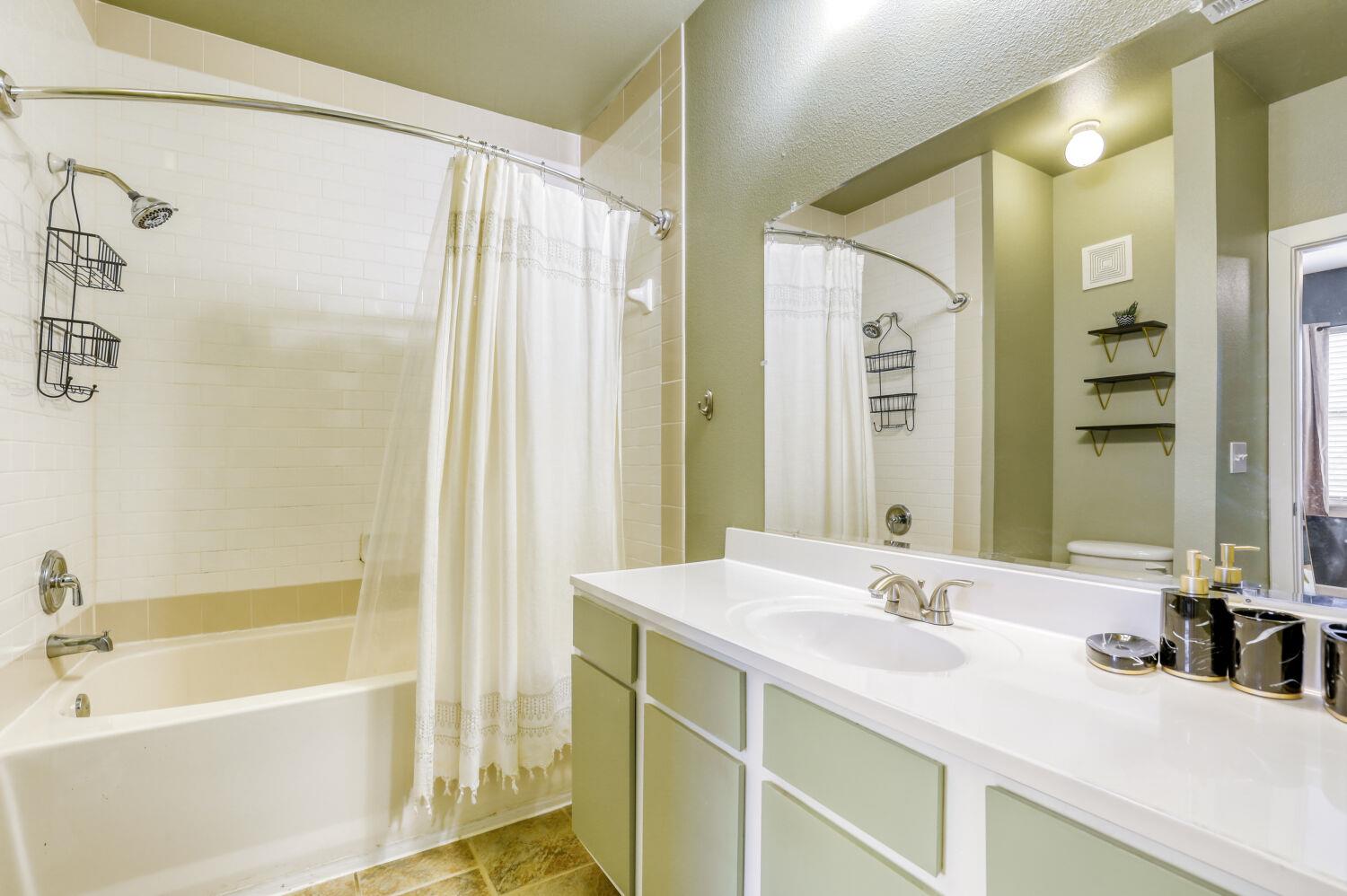 1201 Grove Blvd # 502, Austin, TX 78741