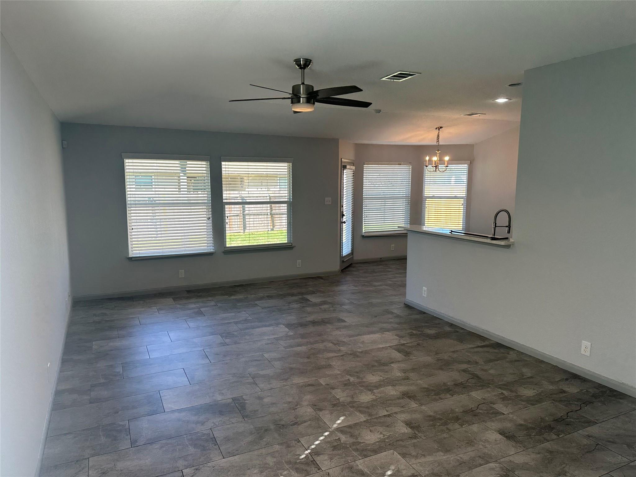 2234 Bentwood Dr, New Braunfels, TX 78130