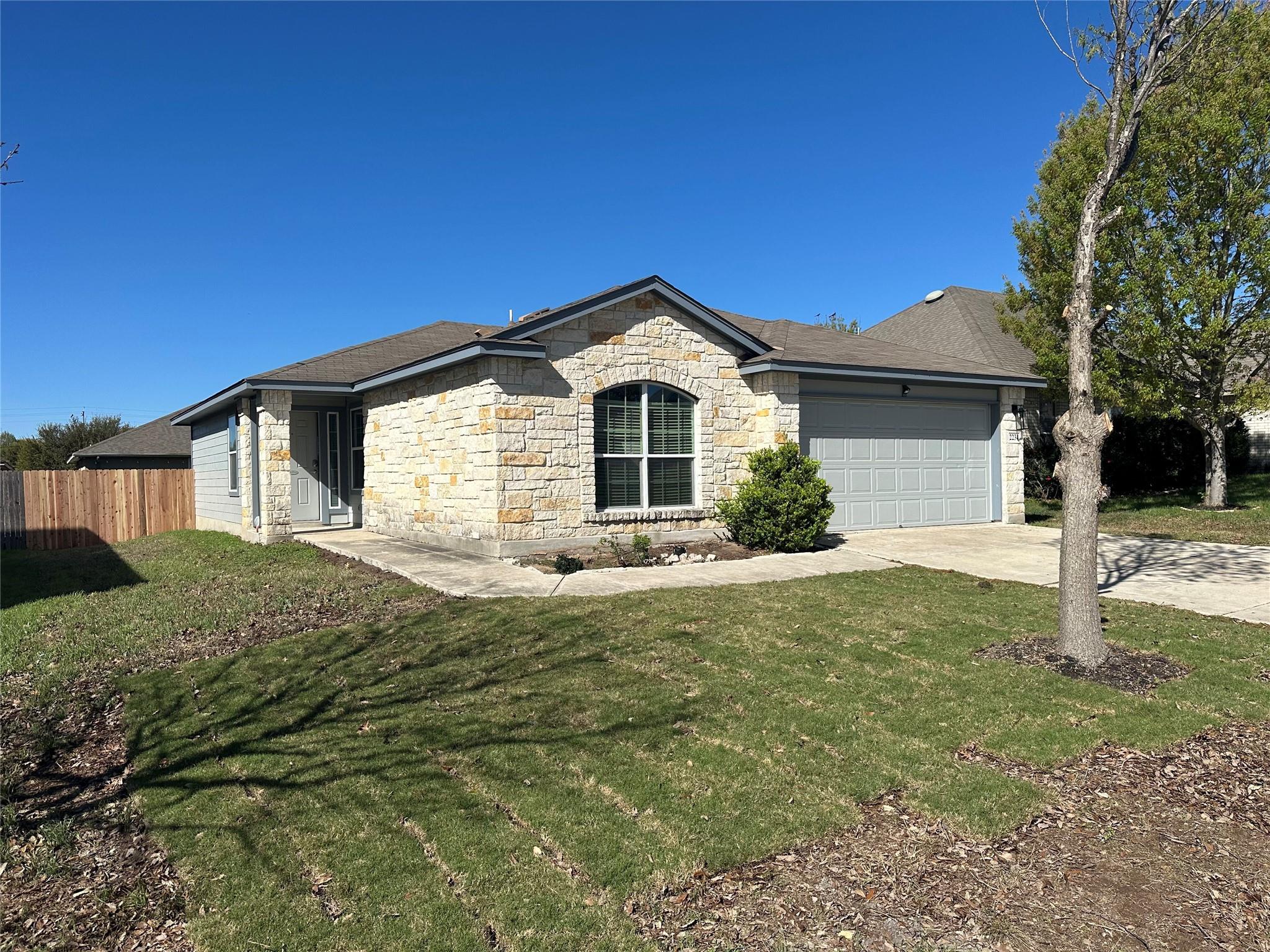 2234 Bentwood Dr, New Braunfels, TX 78130