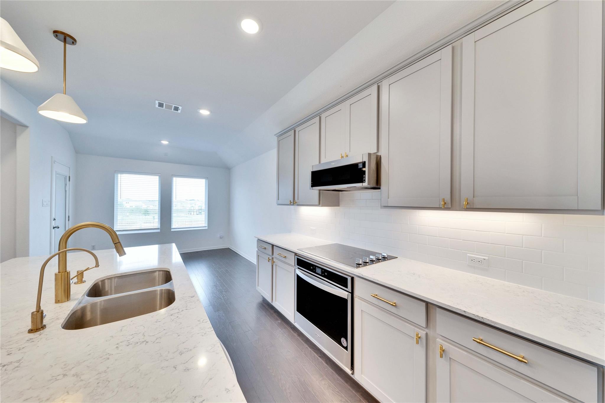 17728 Zinfandel Dr, Pflugerville, TX 78660