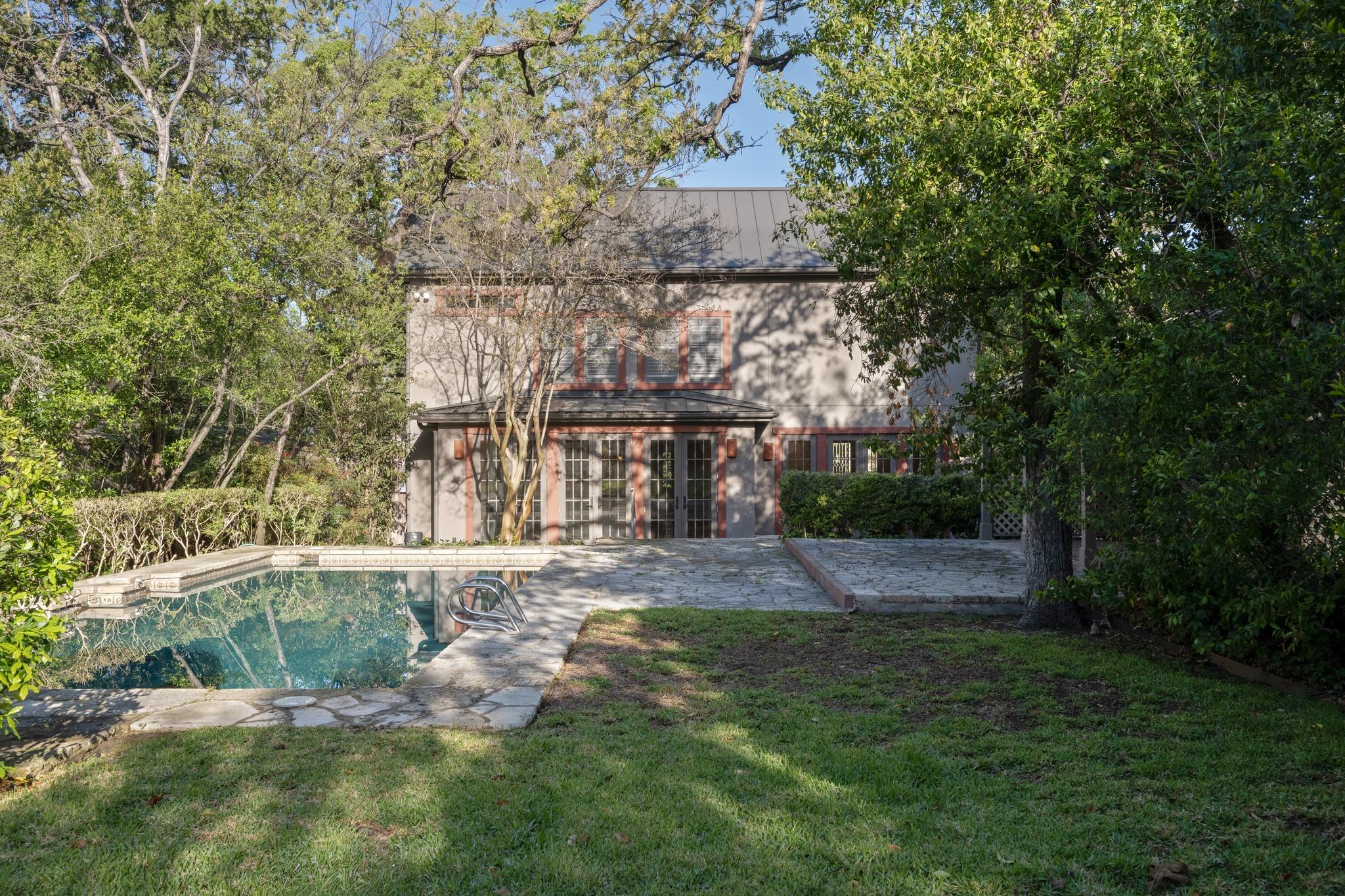 1301 Kent Ln, Austin, TX 78703