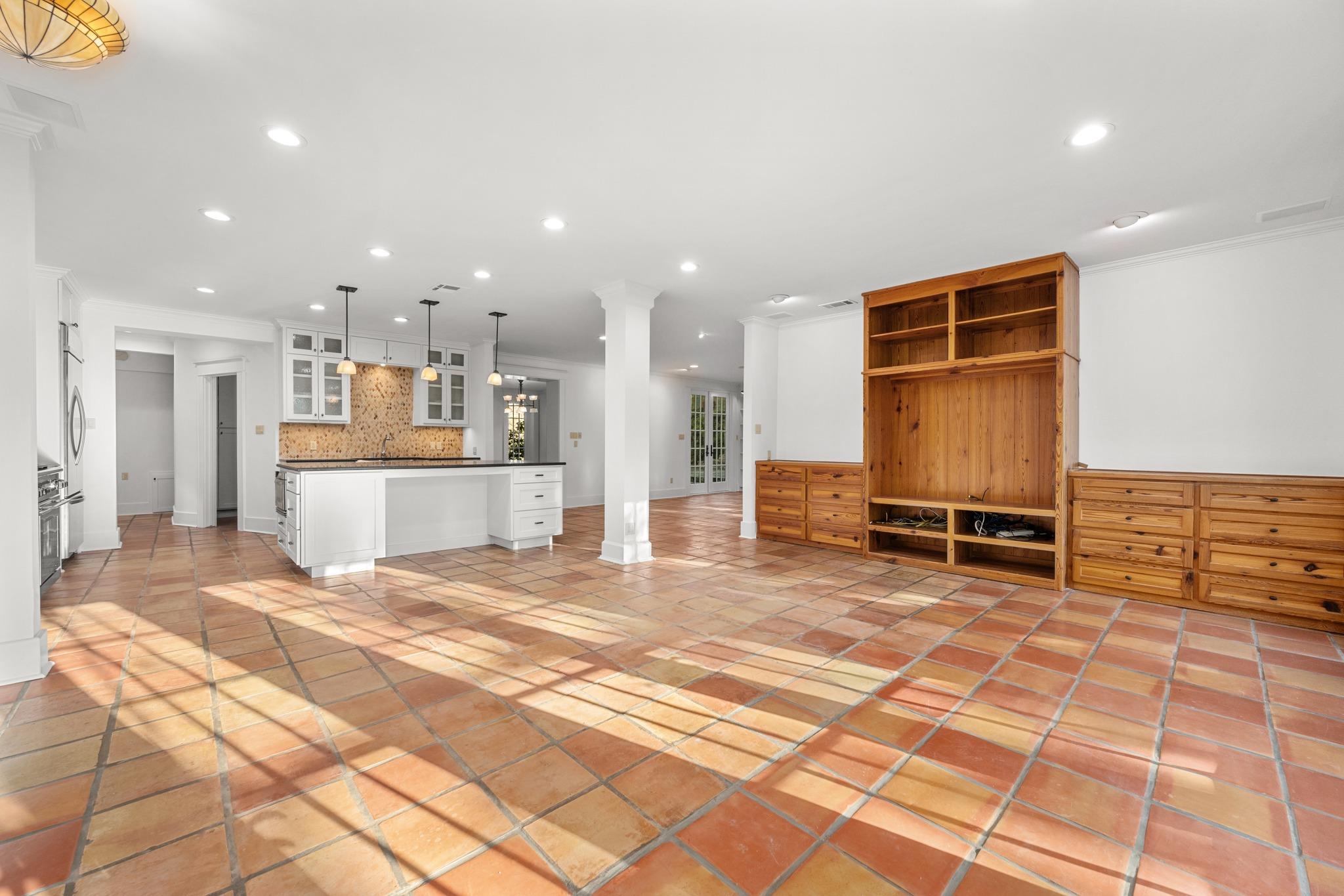 1301 Kent Ln, Austin, TX 78703