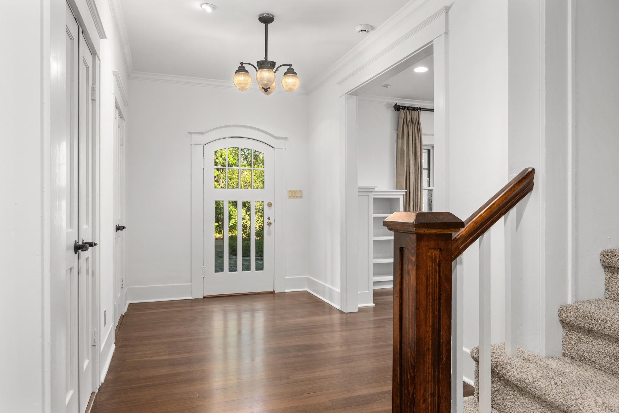 1301 Kent Ln, Austin, TX 78703