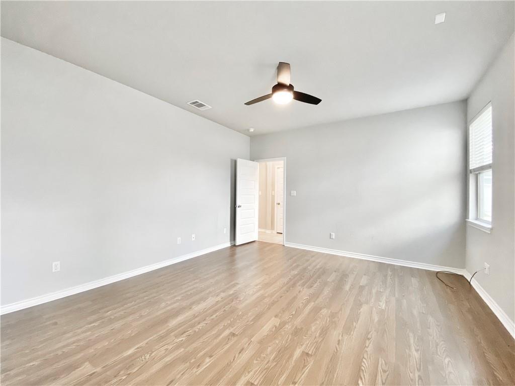 2112 Pecan Island Dr, Leander, TX 78641