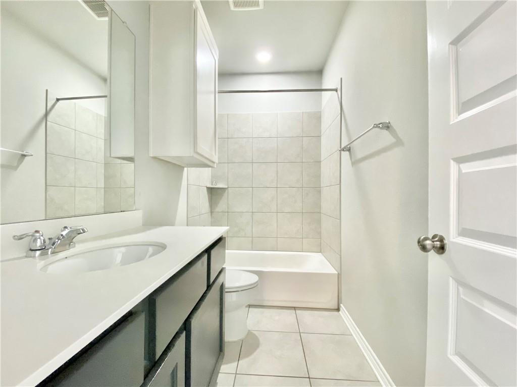 2112 Pecan Island Dr, Leander, TX 78641