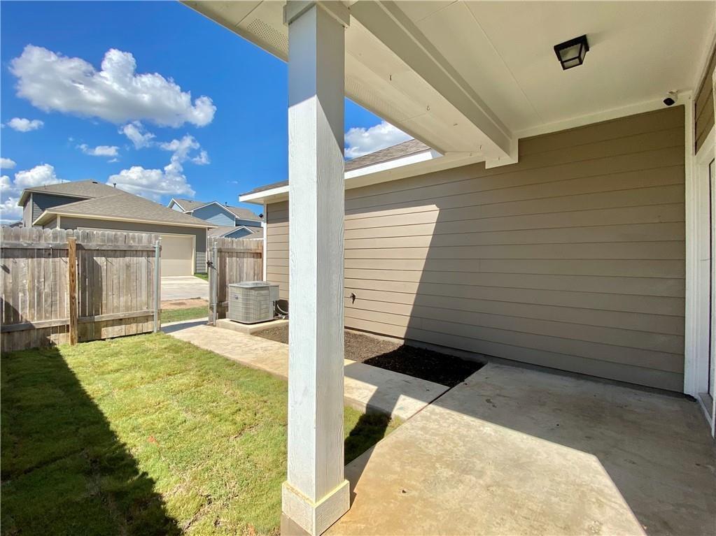 2112 Pecan Island Dr, Leander, TX 78641