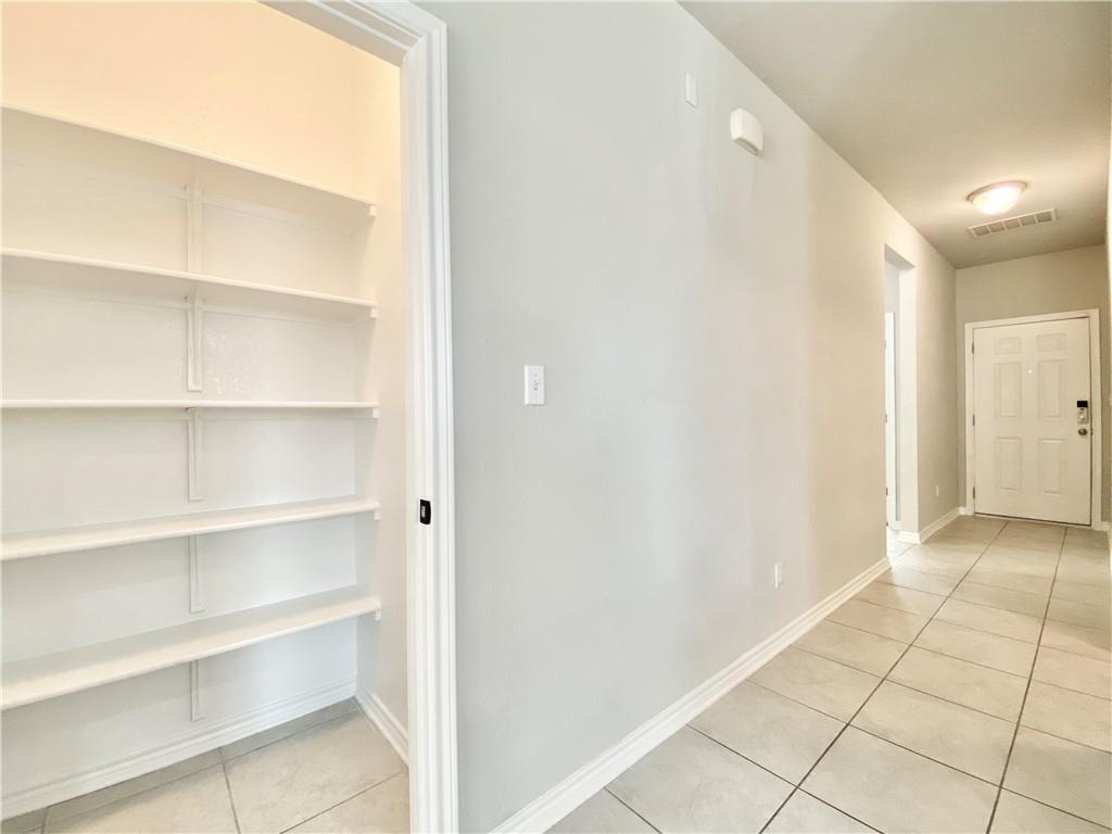 2112 Pecan Island Dr, Leander, TX 78641