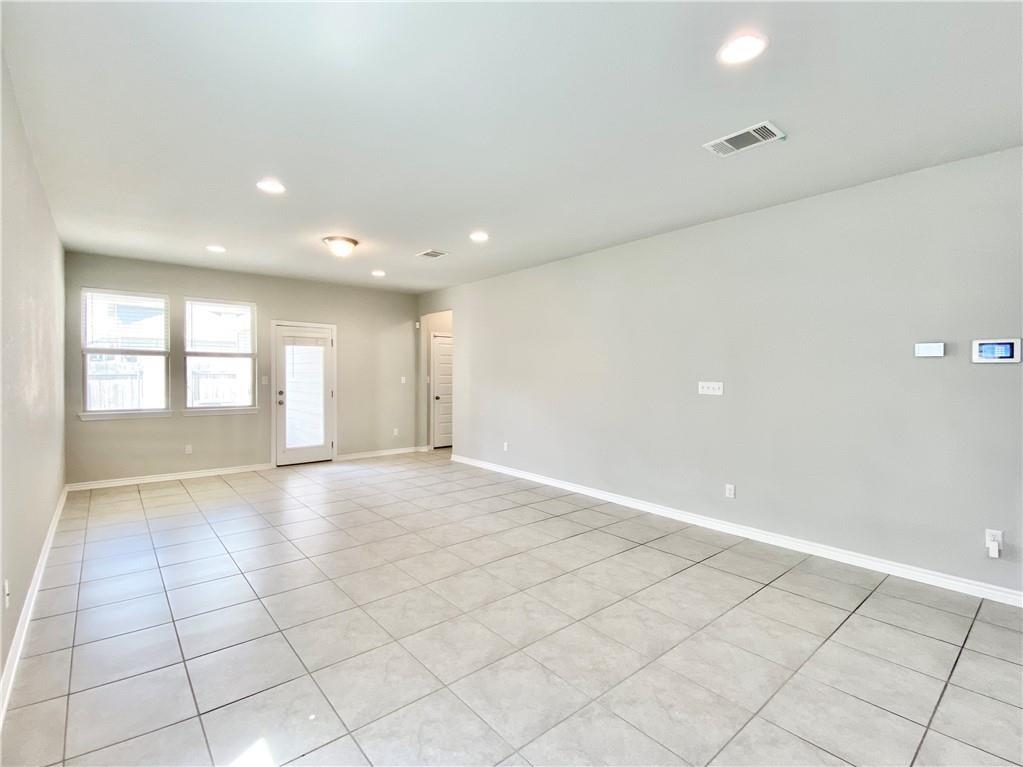 2112 Pecan Island Dr, Leander, TX 78641