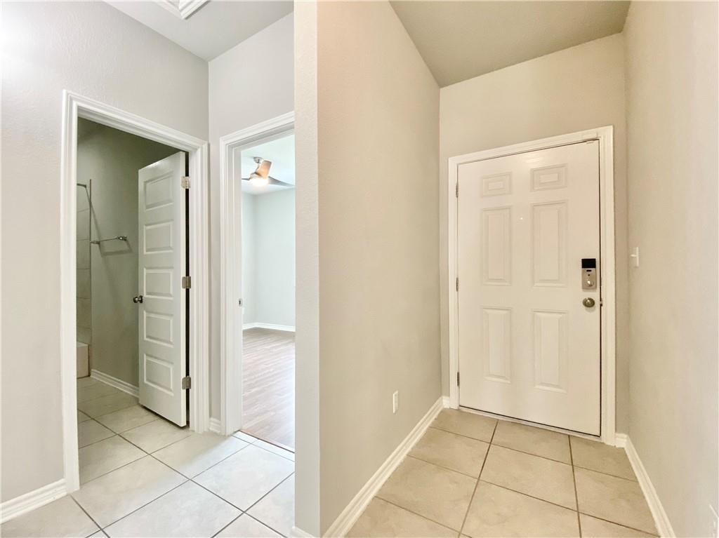 2112 Pecan Island Dr, Leander, TX 78641