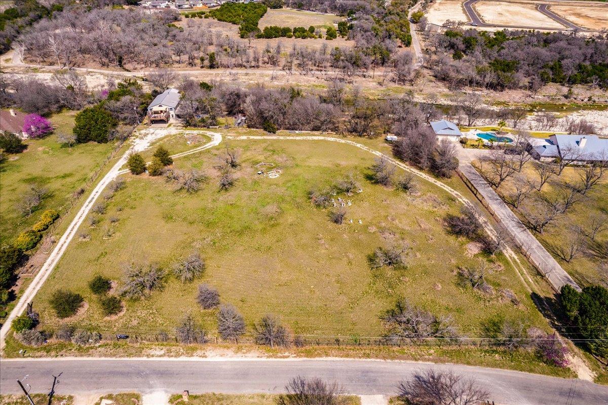 1409 Orchard Dr, Leander, TX 78641