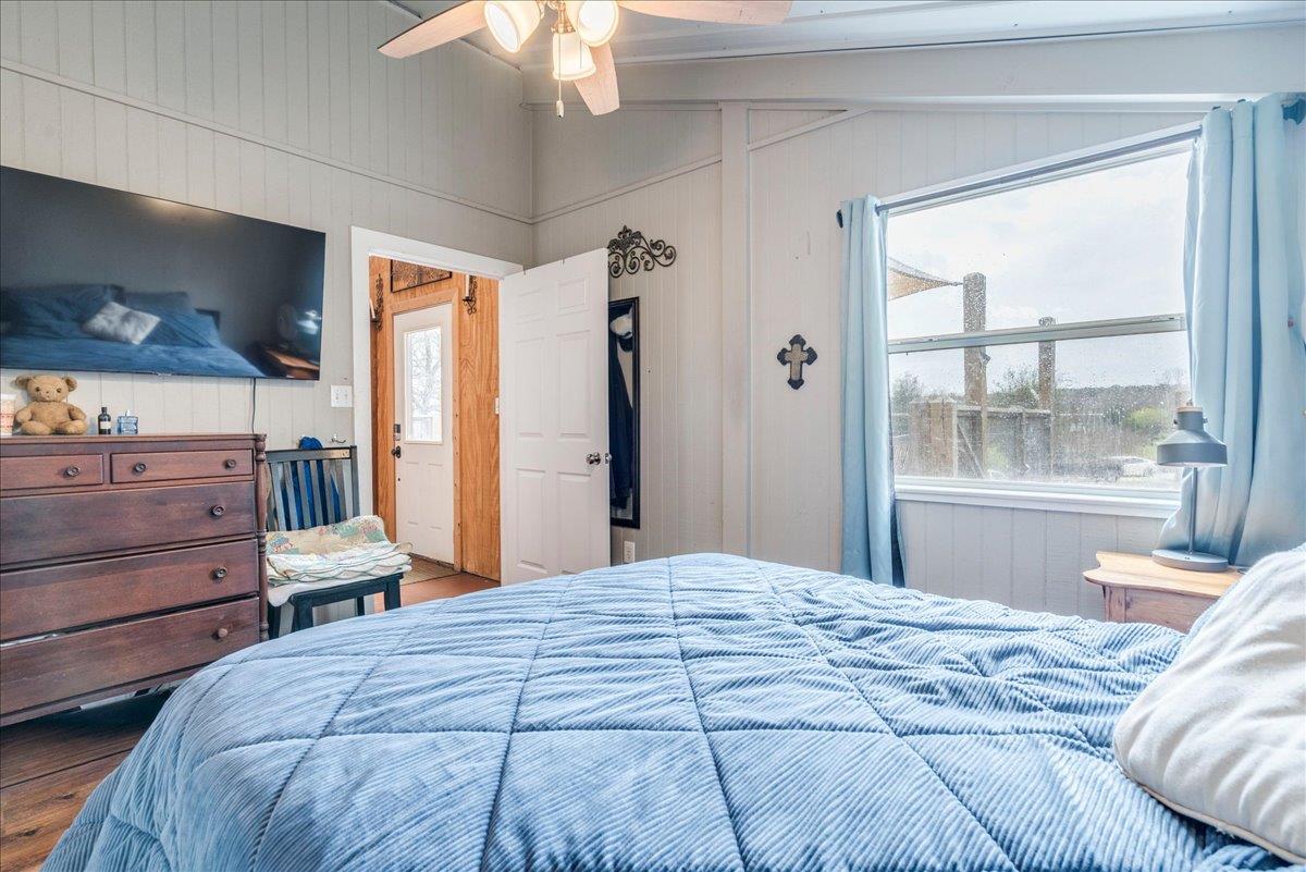 1409 Orchard Dr, Leander, TX 78641