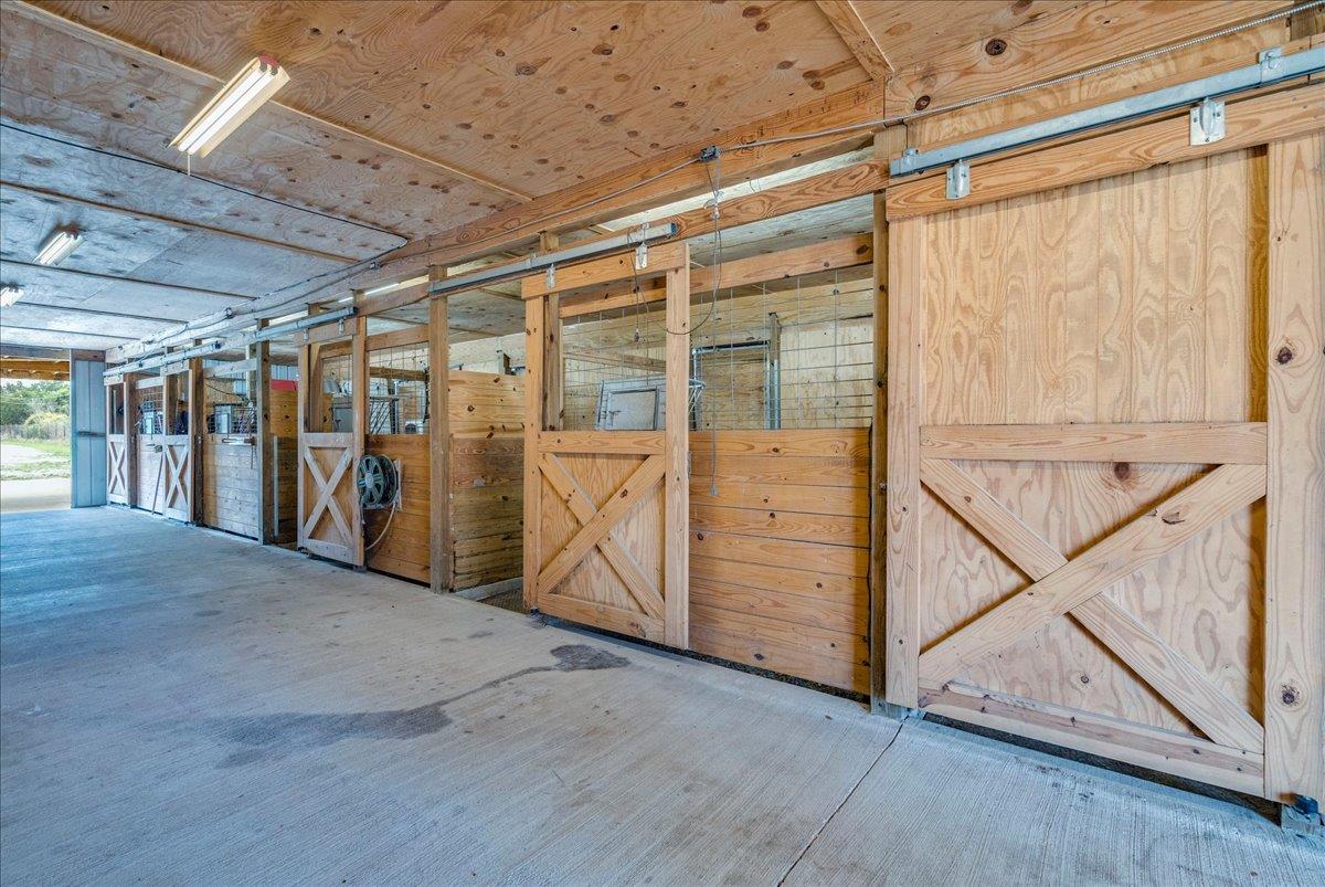 1409 Orchard Dr, Leander, TX 78641