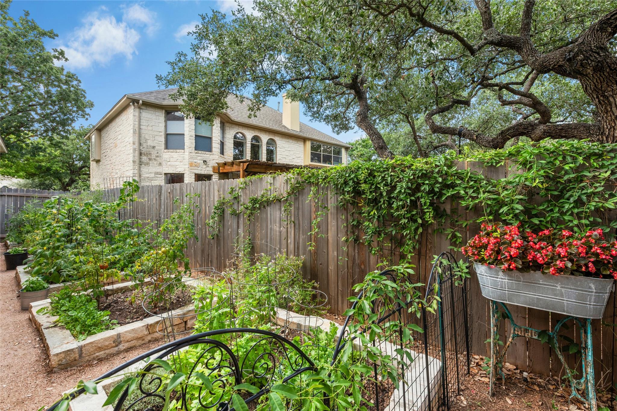 11104 Claro Vista Cv, Austin, TX 78739