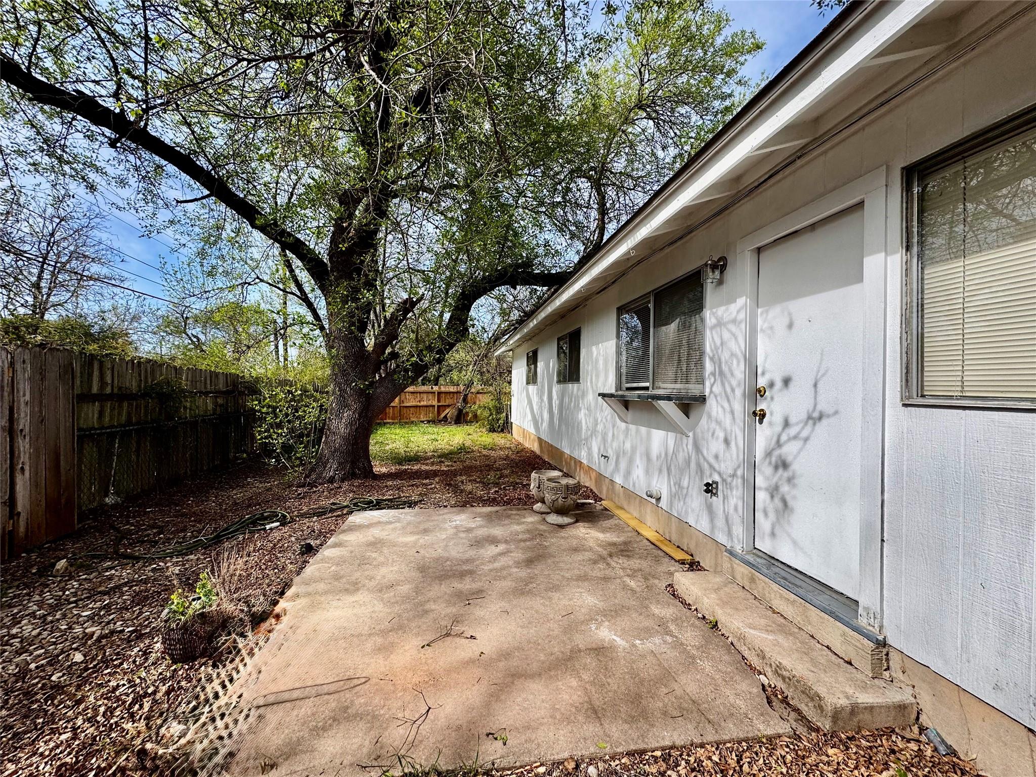 4703 Sagebrush Trl # B, Austin, TX 78745