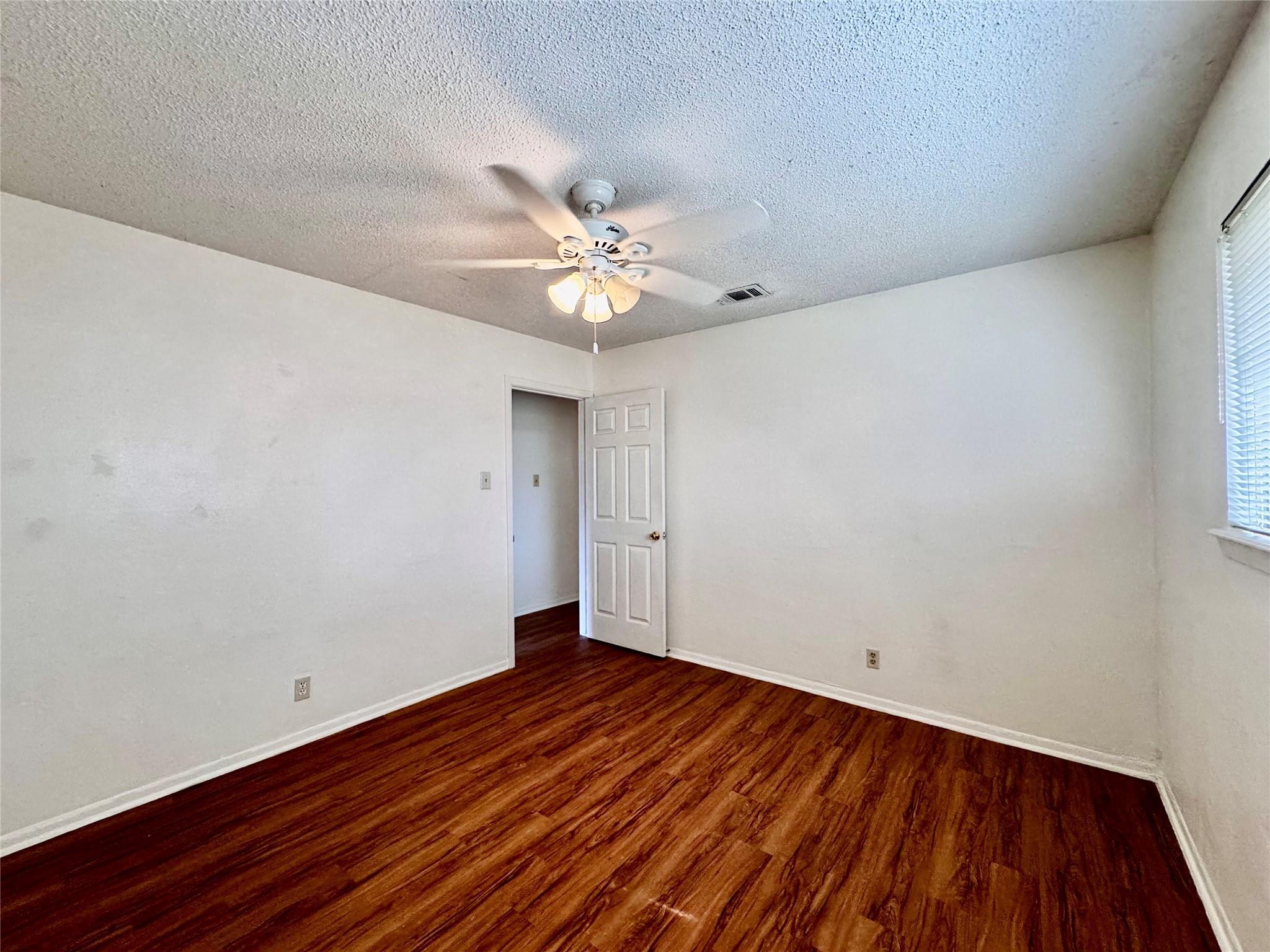 4703 Sagebrush Trl # B, Austin, TX 78745