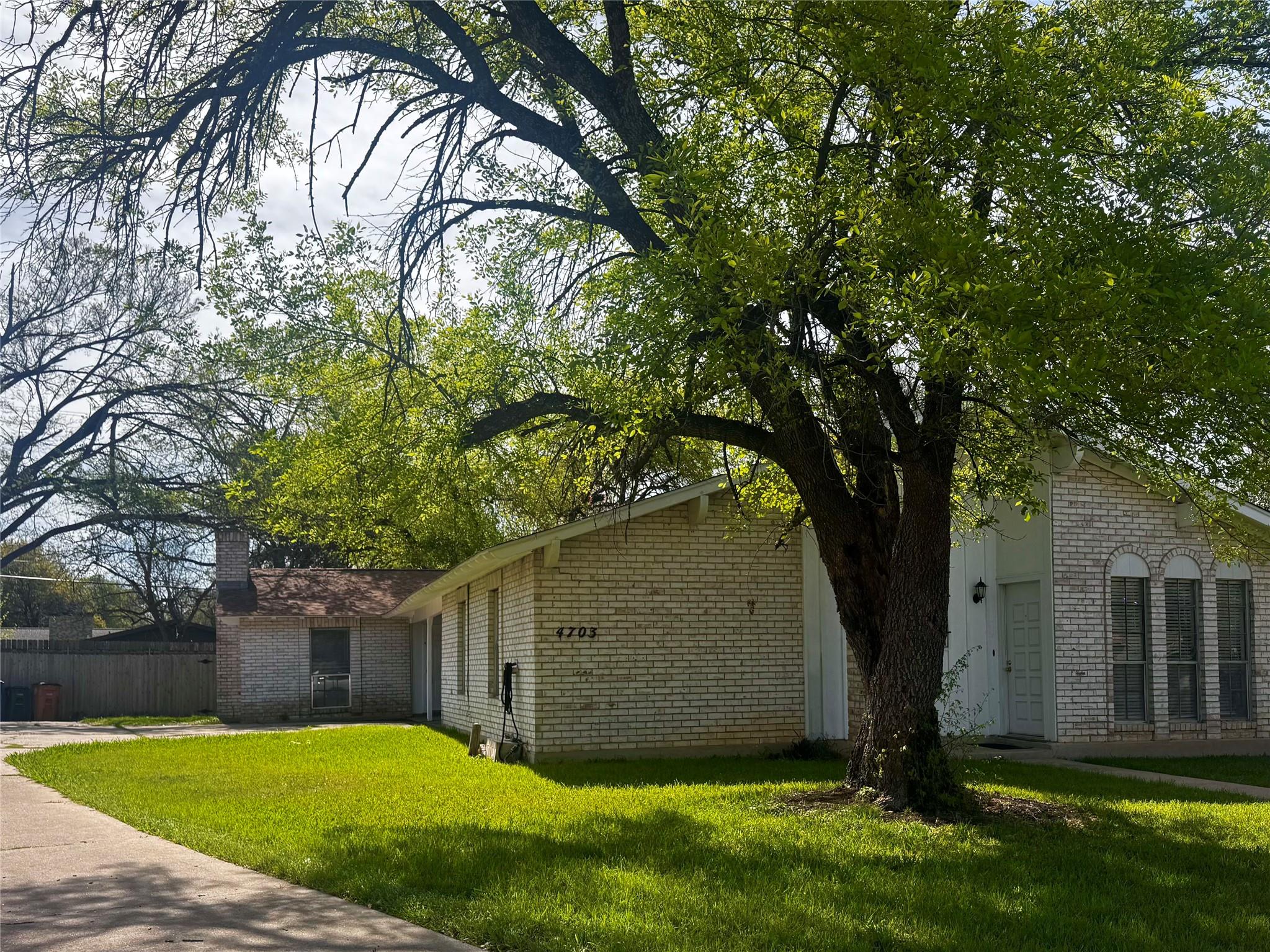 4703 Sagebrush Trl # B, Austin, TX 78745