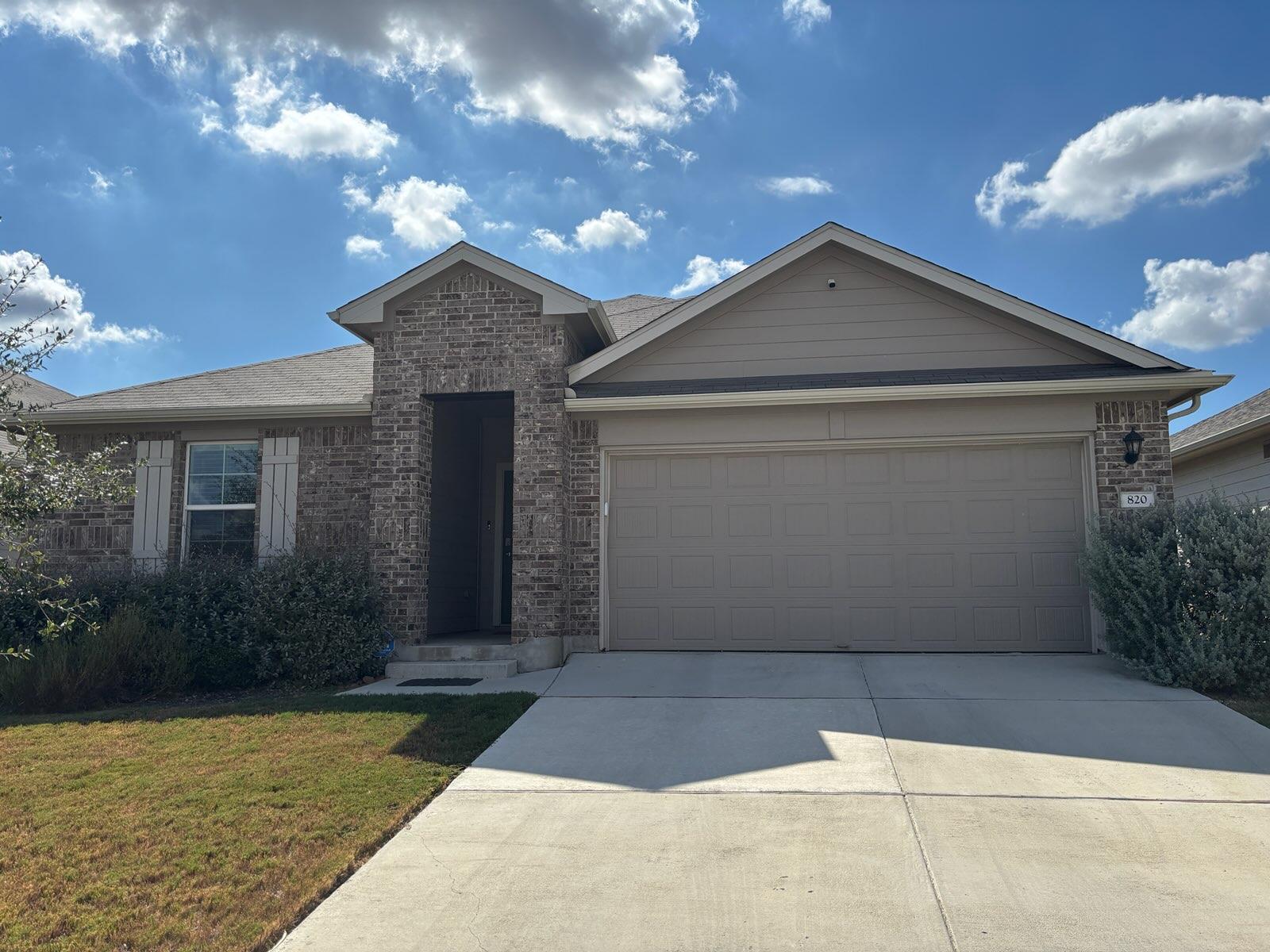 820 Nodding Nixie, Seguin, TX 78155