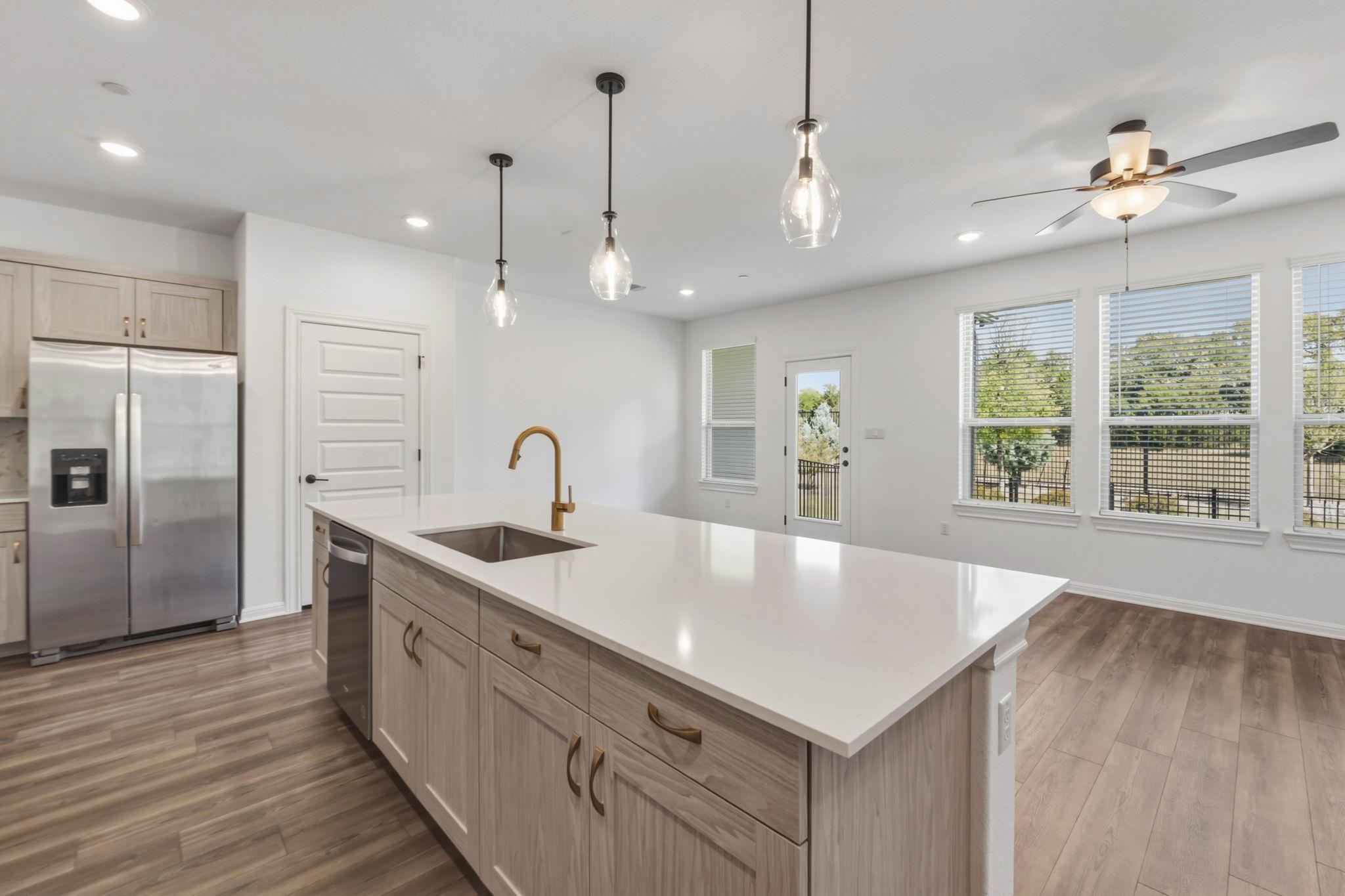 2725 Woodall Dr # 203, Cedar Park, TX 78613