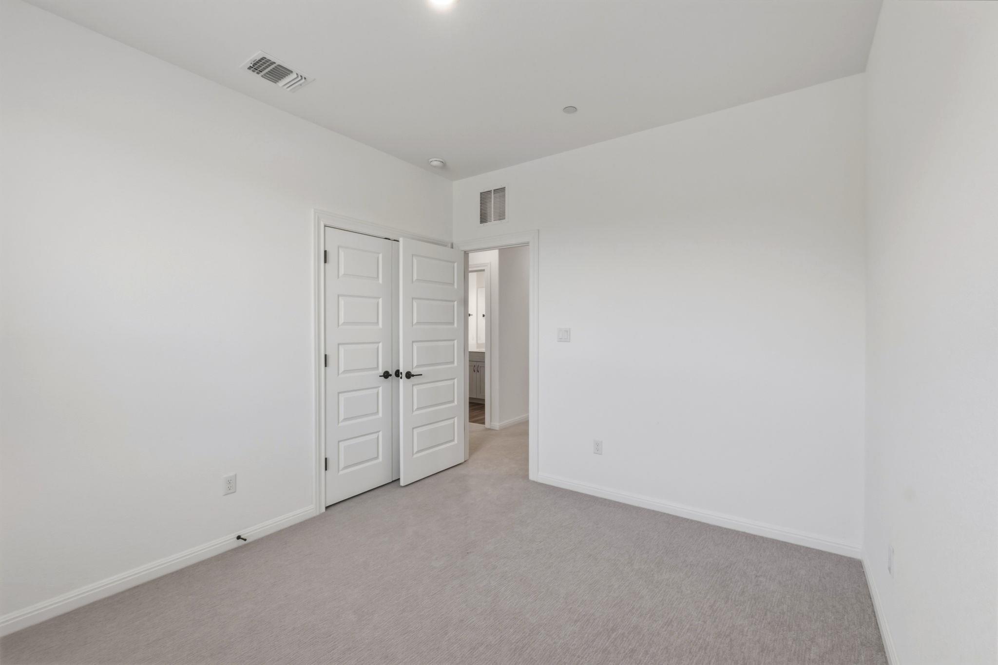 2725 Woodall Dr # 203, Cedar Park, TX 78613